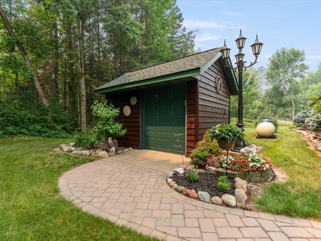 2001 single family home for sale at 16138 Zigmund Drive in Fifty Lakes, MN — 5 bed, 3 bath (photo 31 of 70)