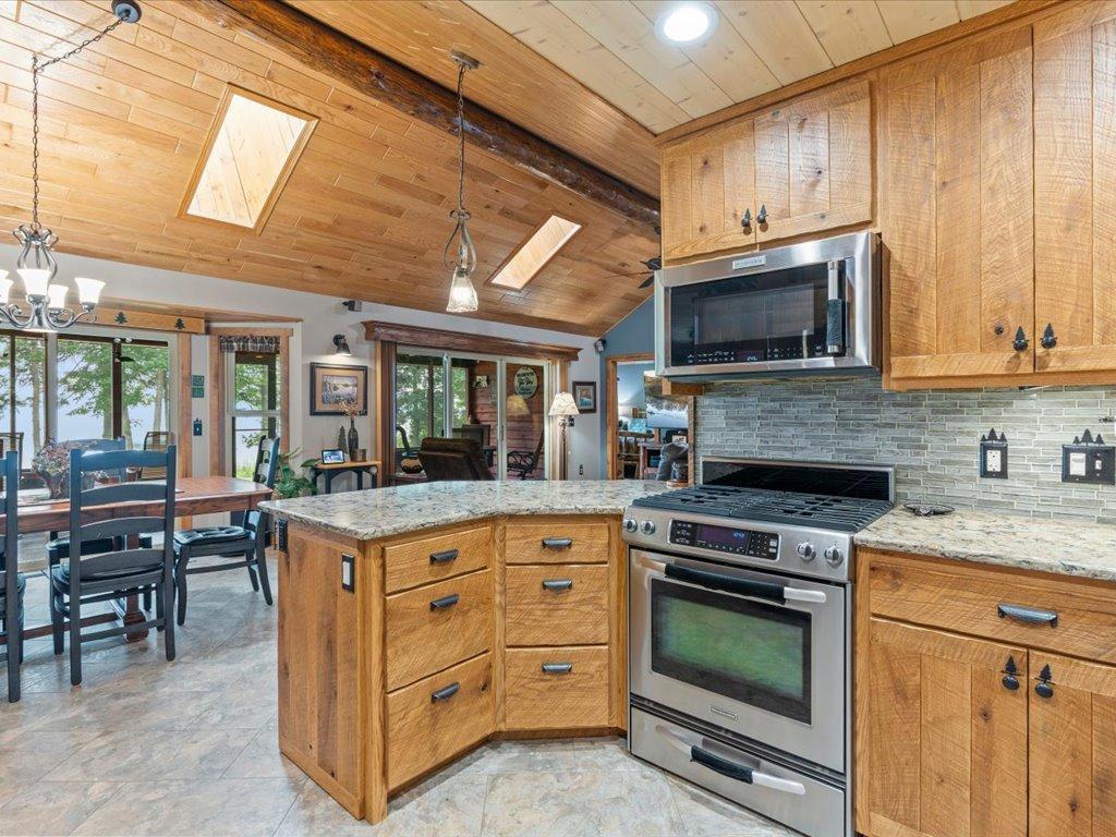 2001 single family home for sale at 16138 Zigmund Drive in Fifty Lakes, MN — 5 bed, 3 bath (photo 58 of 70)