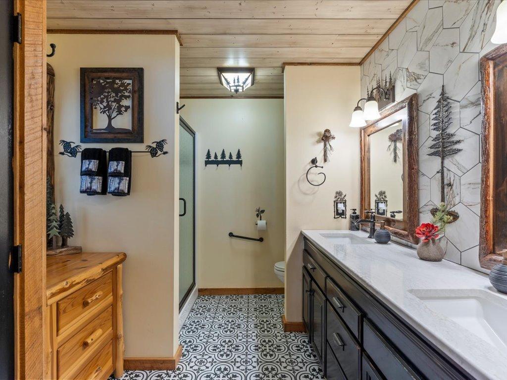 2001 single family home for sale at 16138 Zigmund Drive in Fifty Lakes, MN — 5 bed, 3 bath (photo 63 of 70)