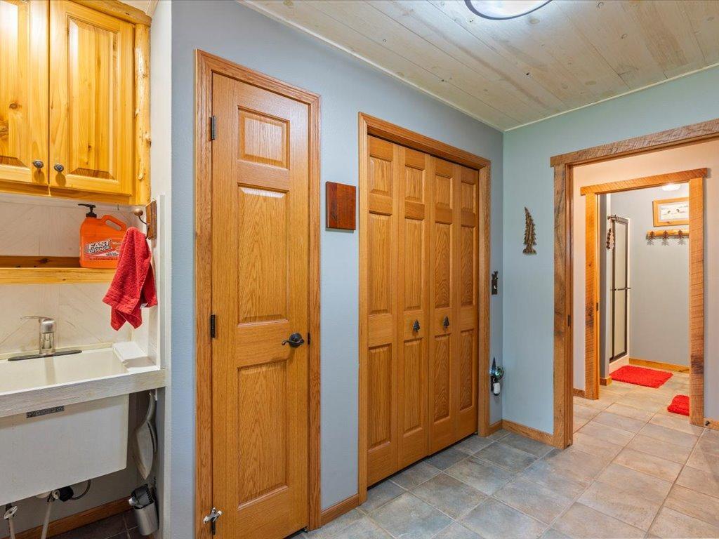 2001 single family home for sale at 16138 Zigmund Drive in Fifty Lakes, MN — 5 bed, 3 bath (photo 68 of 70)