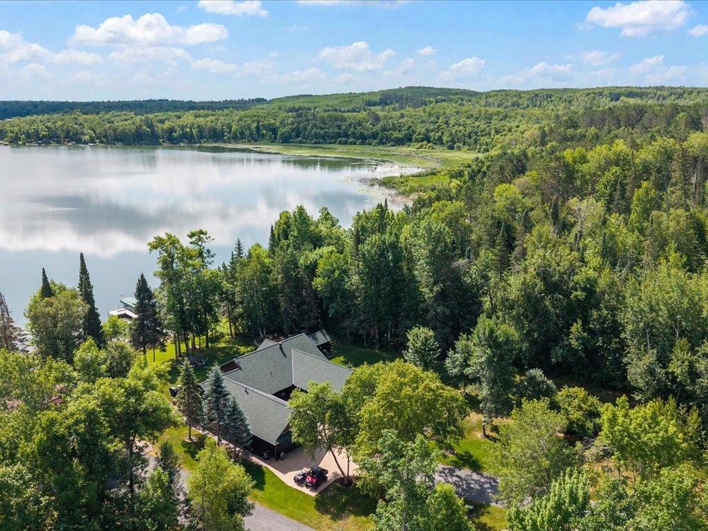 2001 single family home for sale at 16138 Zigmund Drive in Fifty Lakes, MN — 5 bed, 3 bath (photo 8 of 70)