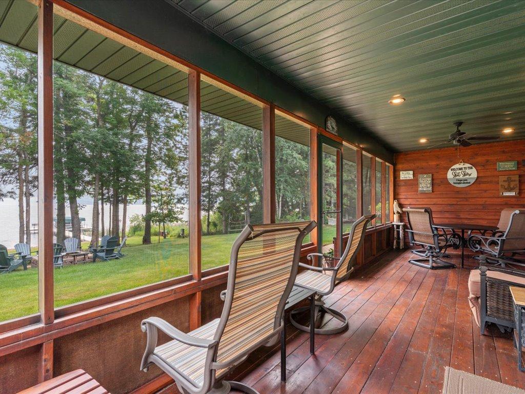 2001 single family home for sale at 16138 Zigmund Drive in Fifty Lakes, MN — 5 bed, 3 bath (photo 9 of 70)