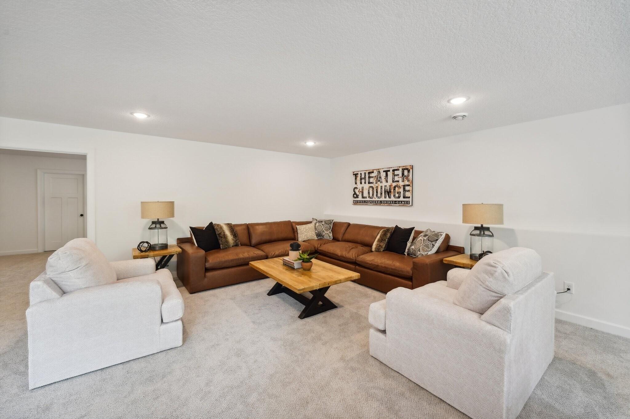 2026 single family home for sale at 5033 Colonial Court in Alexandria, MN — 5 bed, 3 bath (photo 17 of 22)