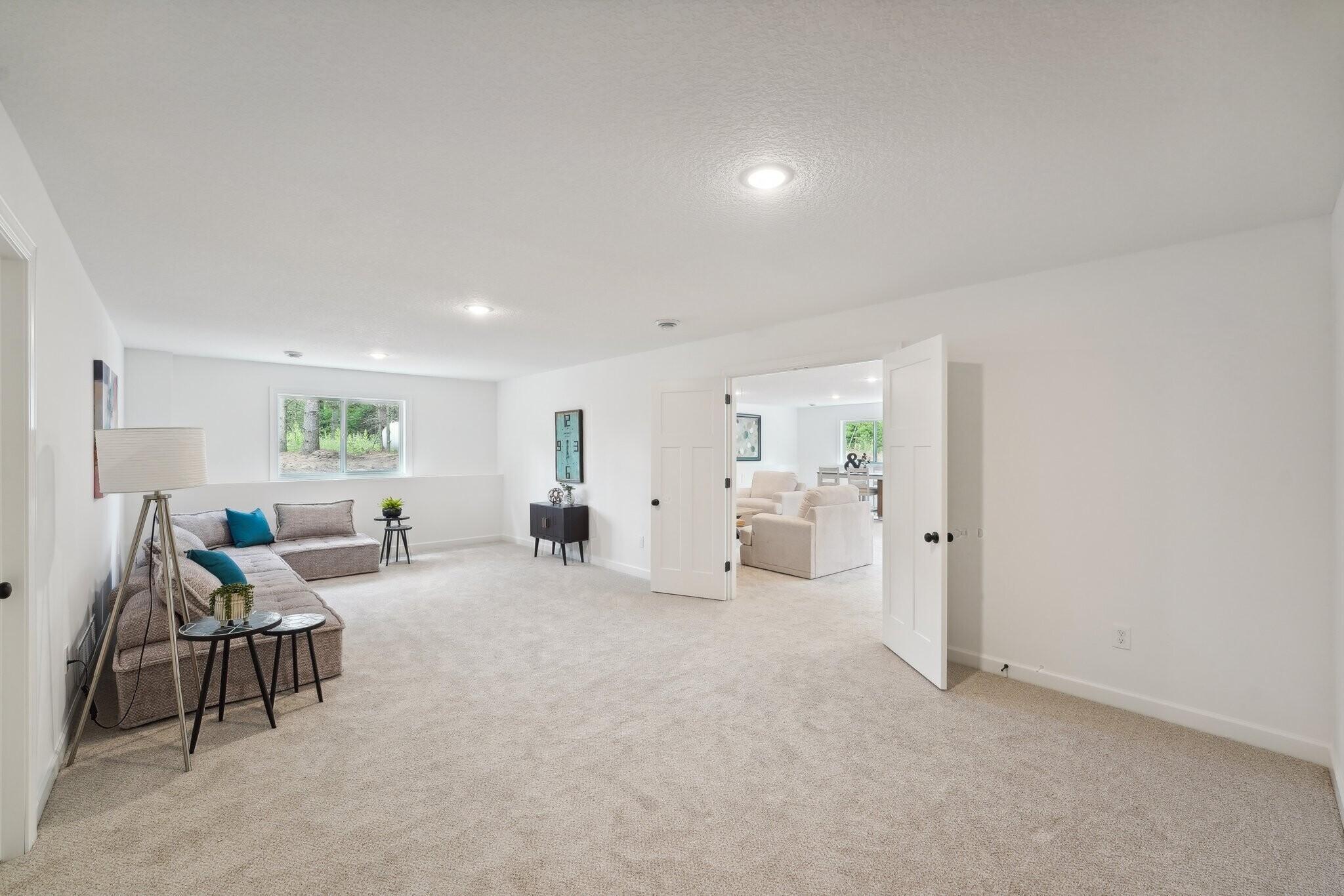 2026 single family home for sale at 5033 Colonial Court in Alexandria, MN — 5 bed, 3 bath (photo 18 of 22)