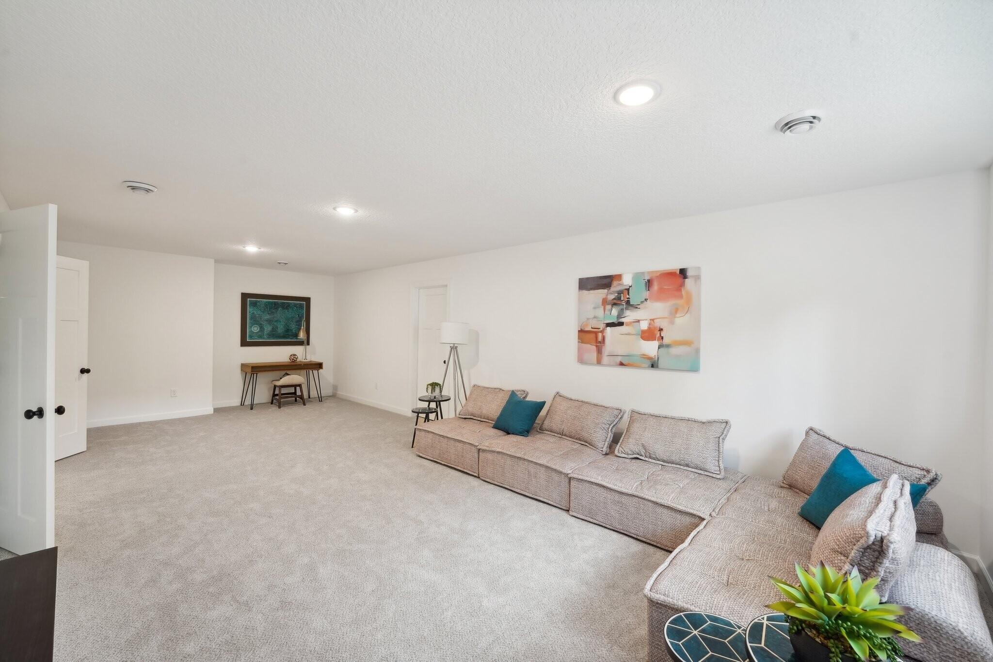 2026 single family home for sale at 5033 Colonial Court in Alexandria, MN — 5 bed, 3 bath (photo 19 of 22)
