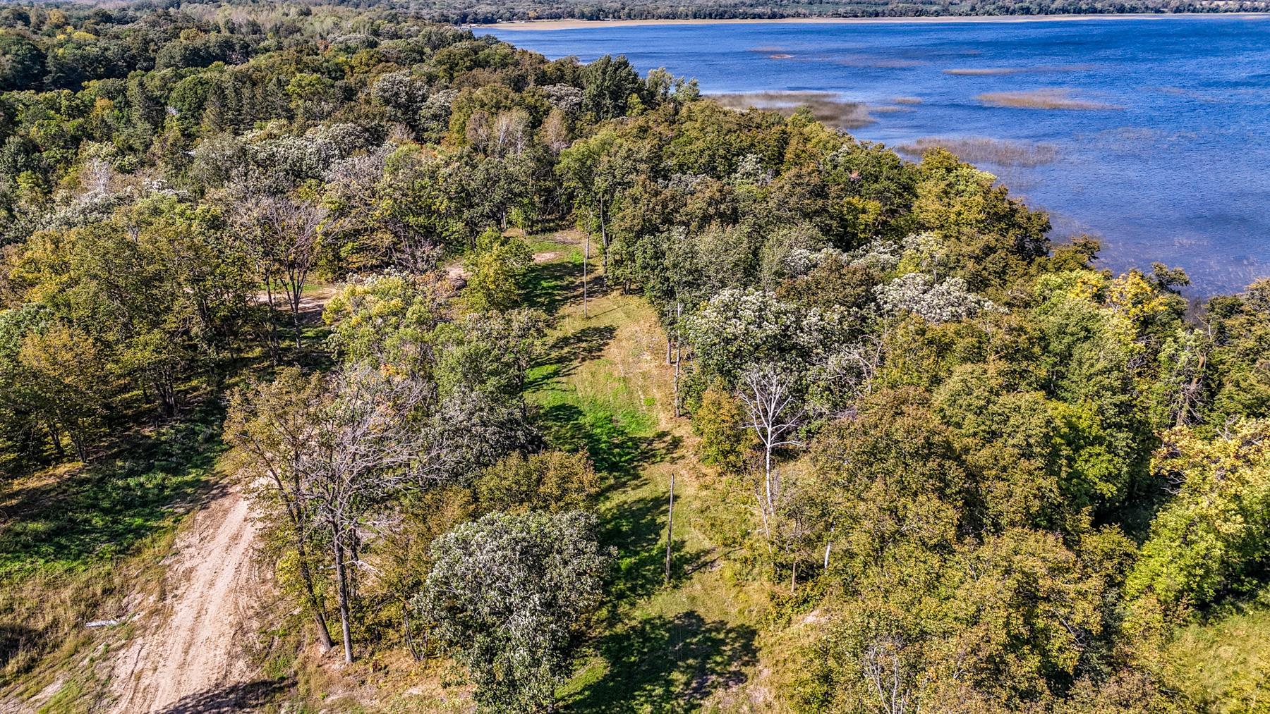 land for sale at TBD Tract C SW Height Of Land Drive in Rochert, MN (photo 4 of 5)