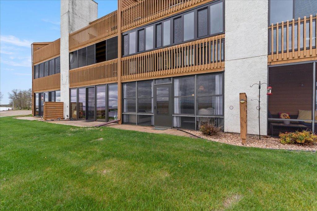 1987 condo for sale at 10490 US Highway 169, Unit 103 in Garrison, MN — 0 bed, 1 bath (photo 4 of 25)