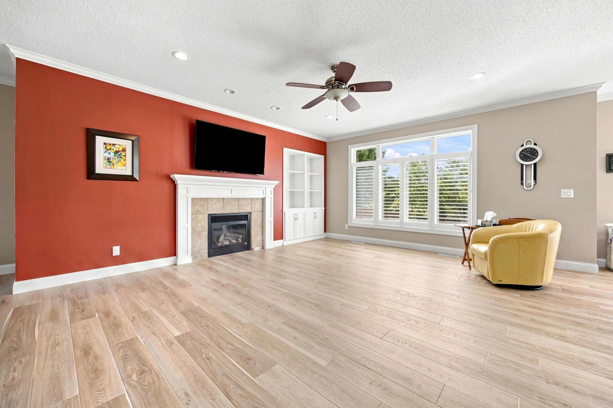 1999 single family home for sale at 2108 ROSE CREEK Boulevard S in Fargo, ND — 5 bed, 3 bath (photo 11 of 70)
