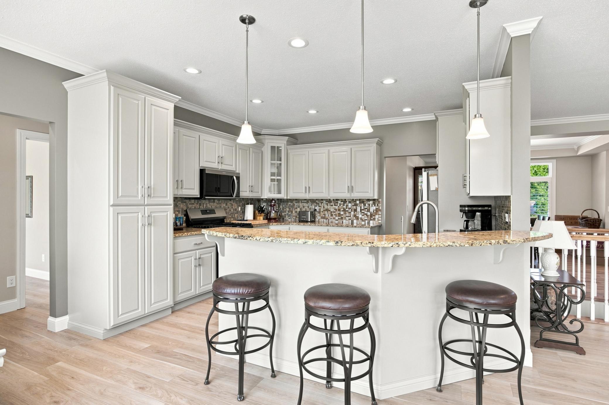 1999 single family home for sale at 2108 ROSE CREEK Boulevard S in Fargo, ND — 5 bed, 3 bath (photo 16 of 70)
