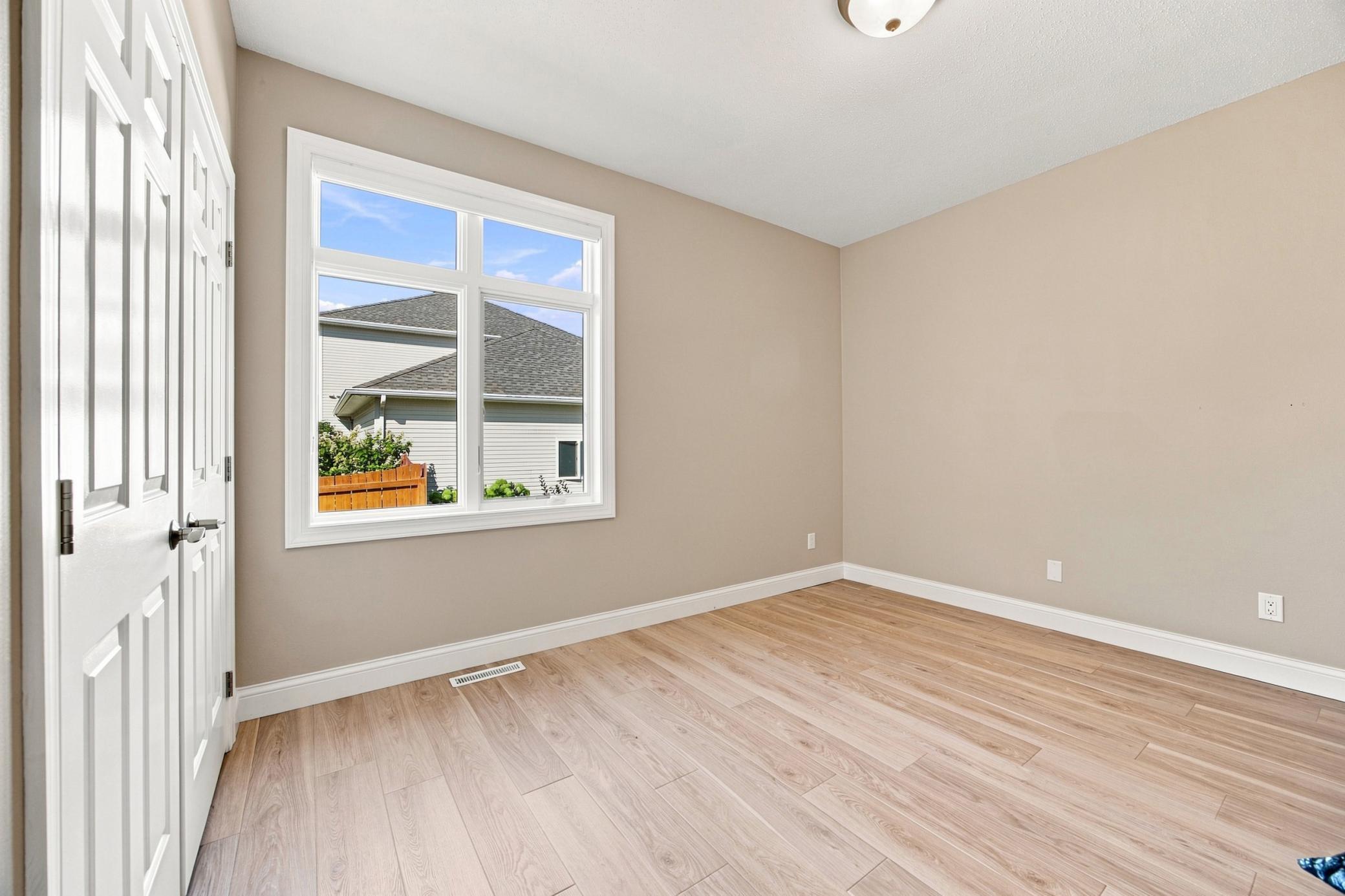 1999 single family home for sale at 2108 ROSE CREEK Boulevard S in Fargo, ND — 5 bed, 3 bath (photo 28 of 70)