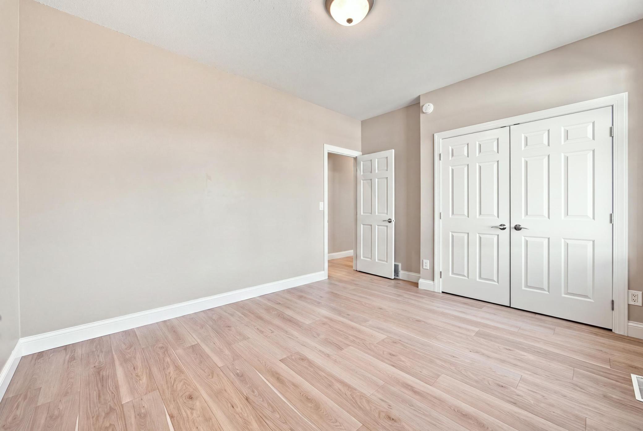 1999 single family home for sale at 2108 ROSE CREEK Boulevard S in Fargo, ND — 5 bed, 3 bath (photo 29 of 70)