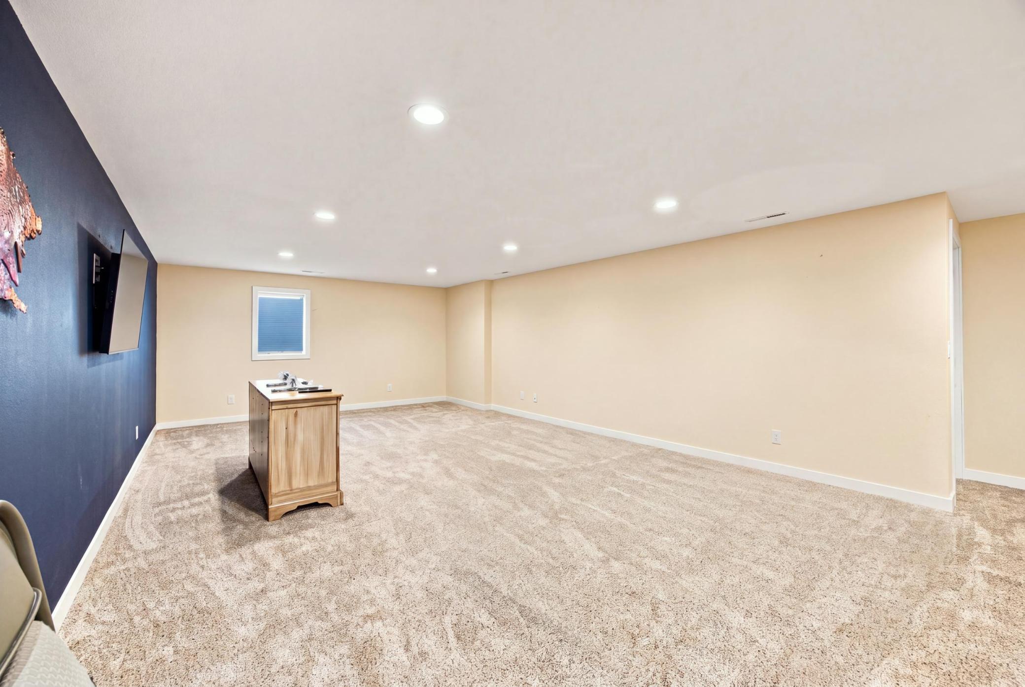 1999 single family home for sale at 2108 ROSE CREEK Boulevard S in Fargo, ND — 5 bed, 3 bath (photo 33 of 70)