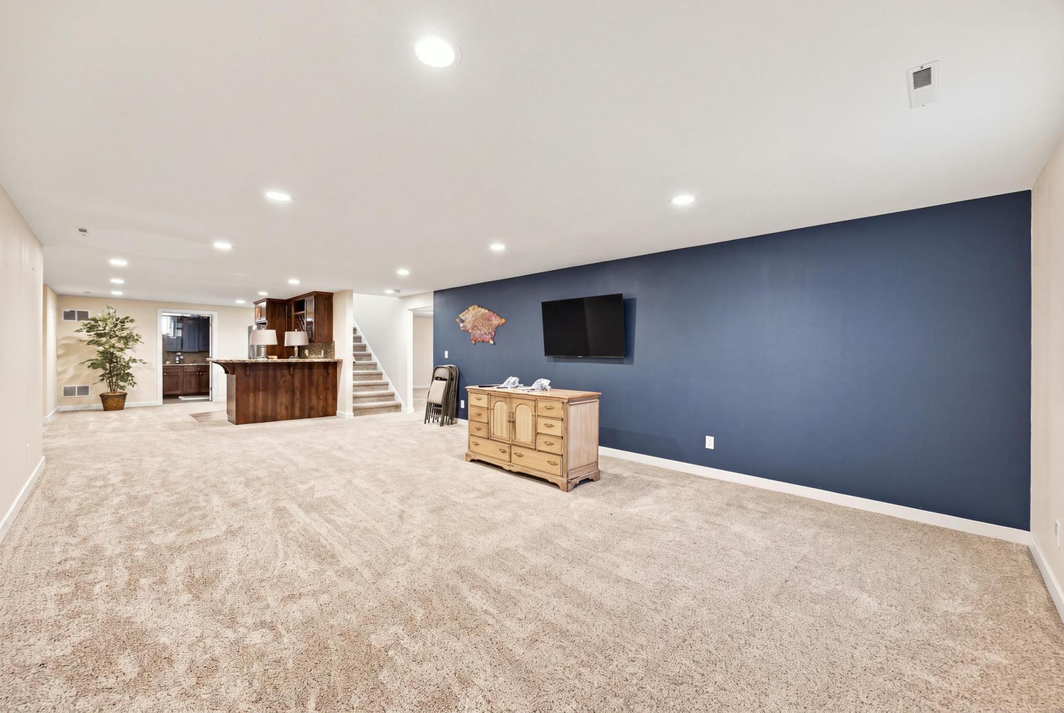 1999 single family home for sale at 2108 ROSE CREEK Boulevard S in Fargo, ND — 5 bed, 3 bath (photo 34 of 70)