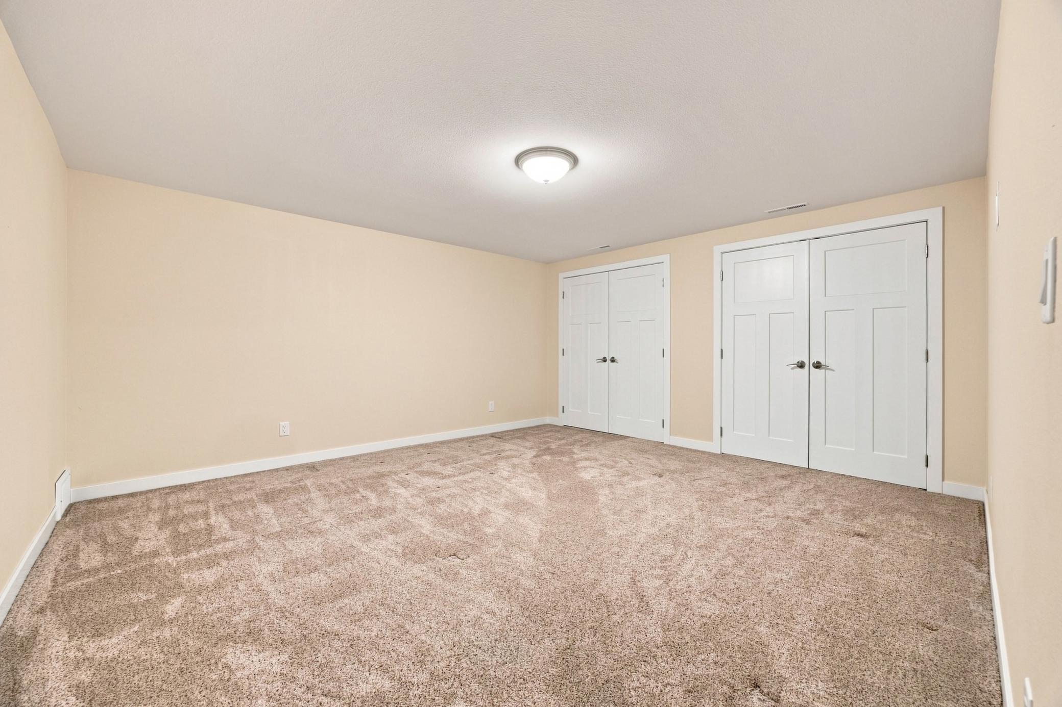 1999 single family home for sale at 2108 ROSE CREEK Boulevard S in Fargo, ND — 5 bed, 3 bath (photo 36 of 70)