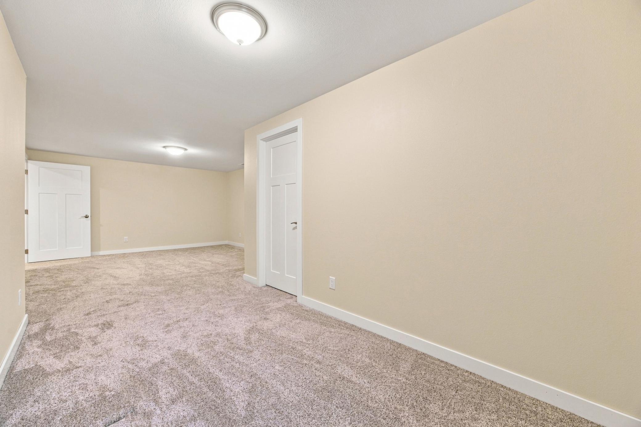 1999 single family home for sale at 2108 ROSE CREEK Boulevard S in Fargo, ND — 5 bed, 3 bath (photo 40 of 70)