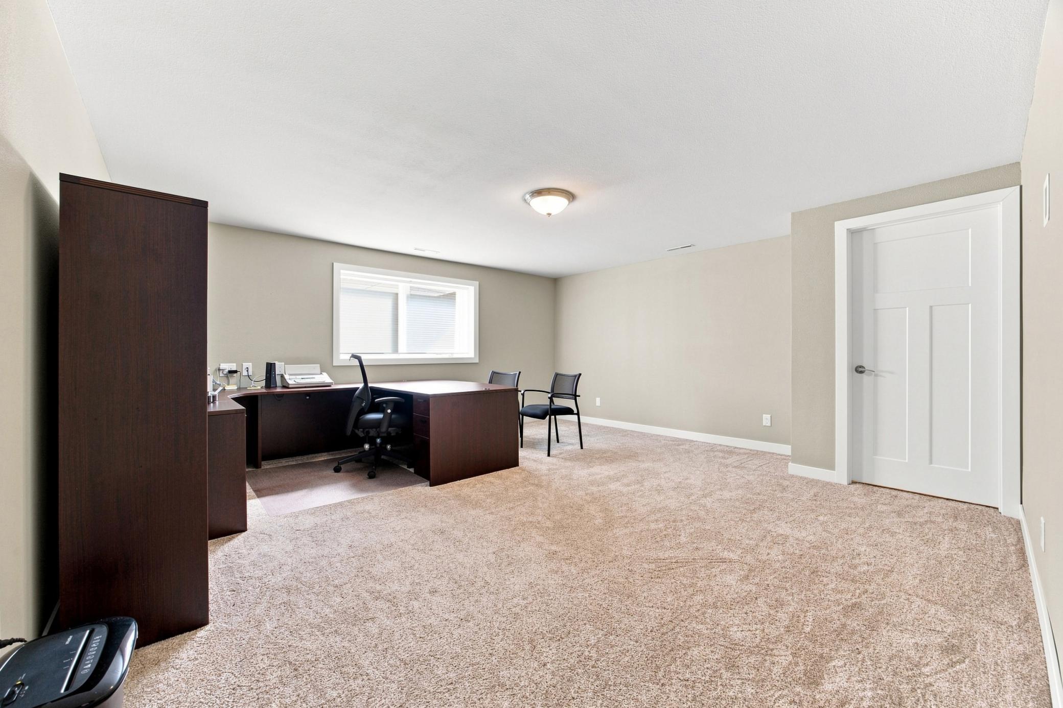 1999 single family home for sale at 2108 ROSE CREEK Boulevard S in Fargo, ND — 5 bed, 3 bath (photo 43 of 70)