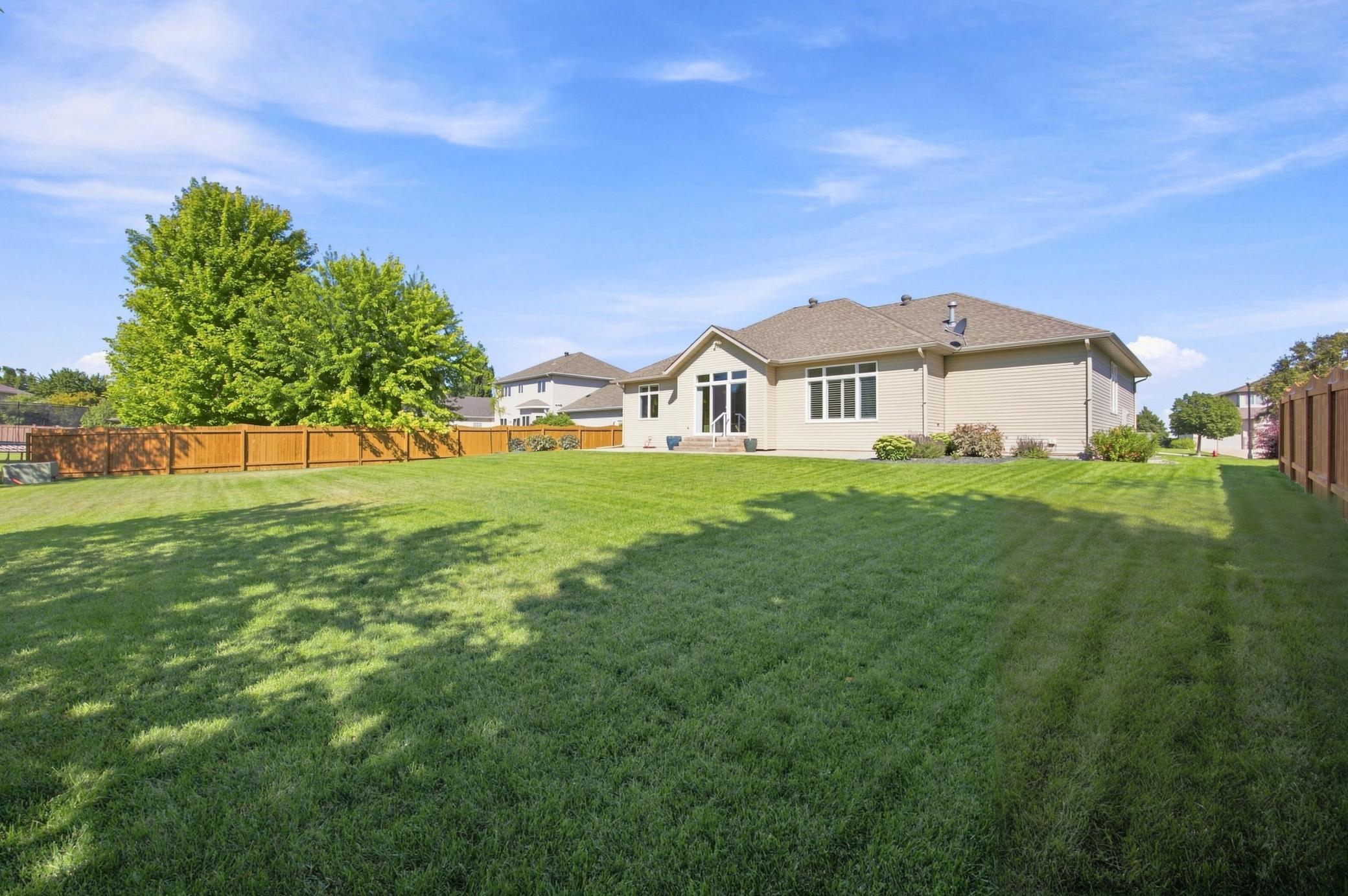1999 single family home for sale at 2108 ROSE CREEK Boulevard S in Fargo, ND — 5 bed, 3 bath (photo 51 of 70)