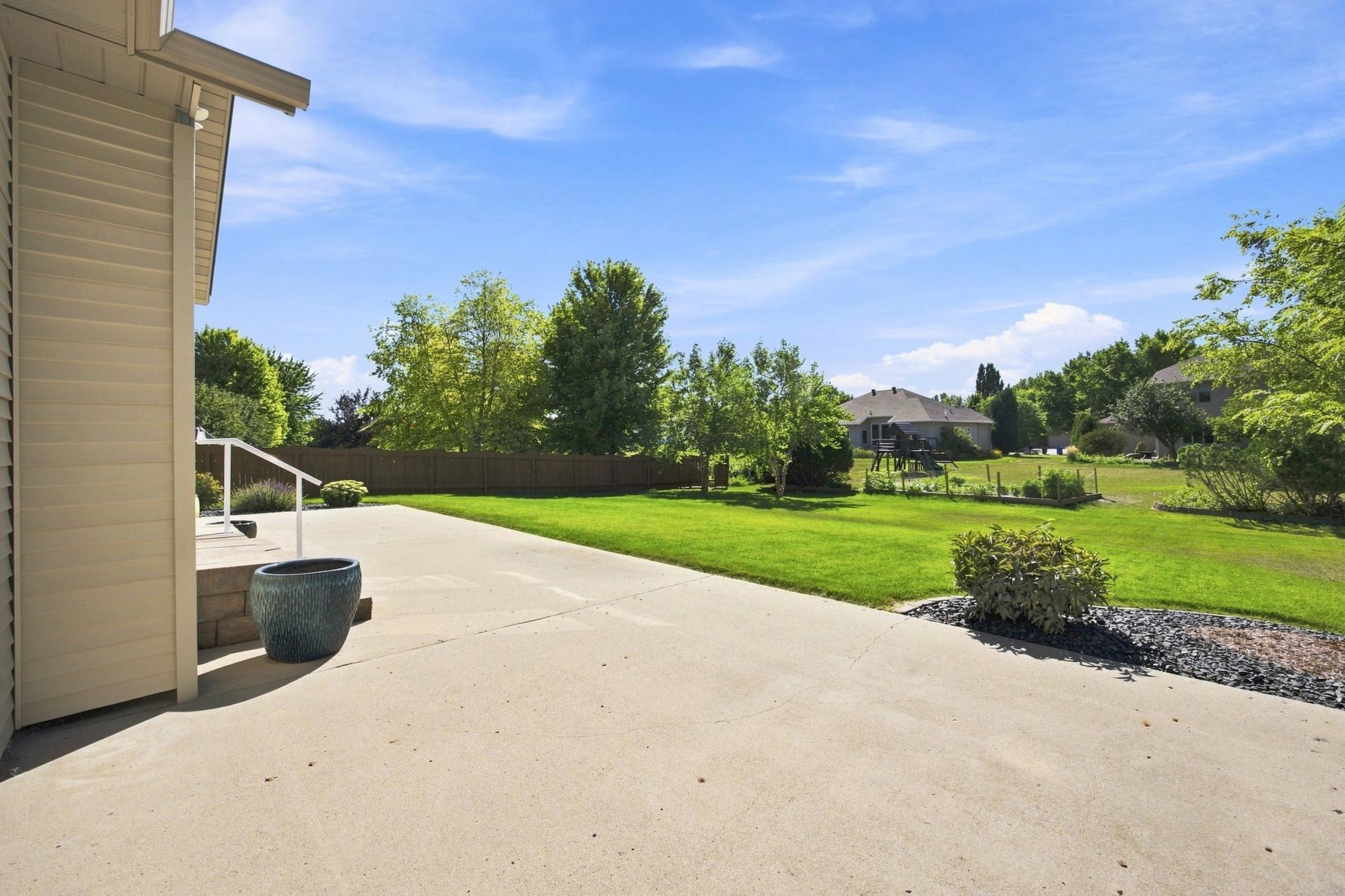 1999 single family home for sale at 2108 ROSE CREEK Boulevard S in Fargo, ND — 5 bed, 3 bath (photo 55 of 70)
