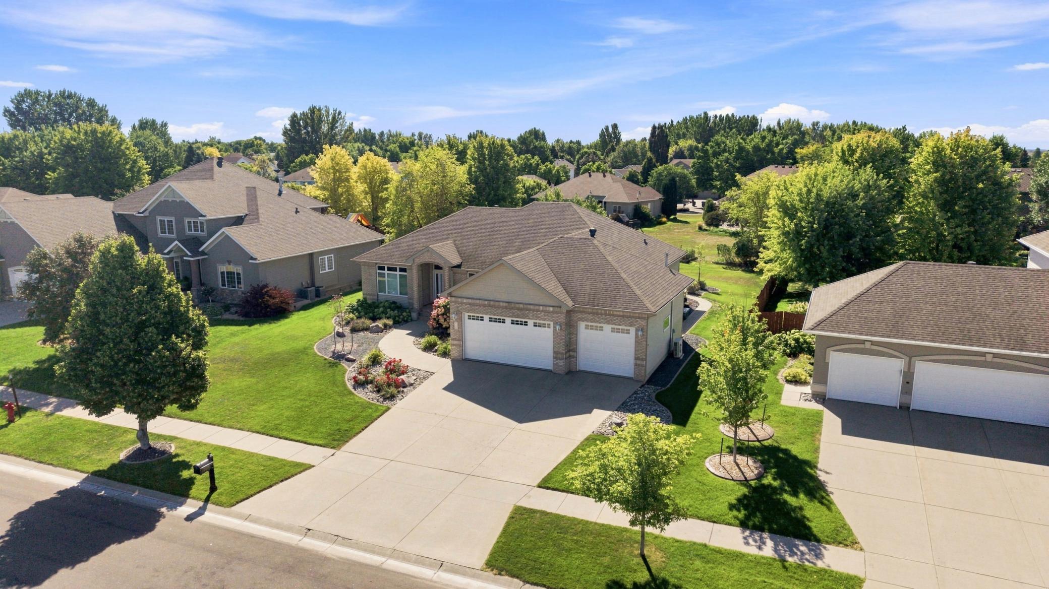 1999 single family home for sale at 2108 ROSE CREEK Boulevard S in Fargo, ND — 5 bed, 3 bath (photo 58 of 70)