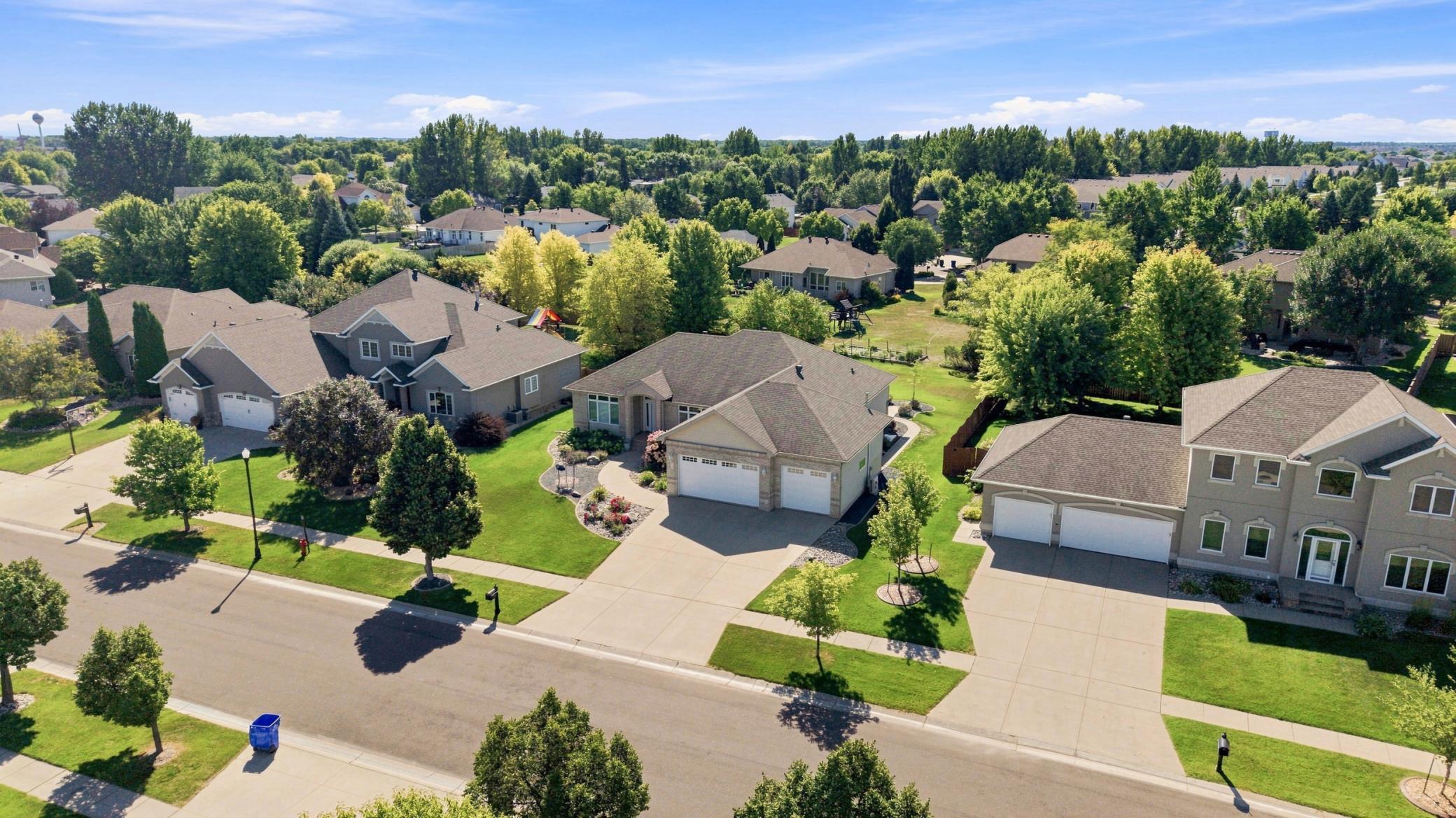 1999 single family home for sale at 2108 ROSE CREEK Boulevard S in Fargo, ND — 5 bed, 3 bath (photo 64 of 70)