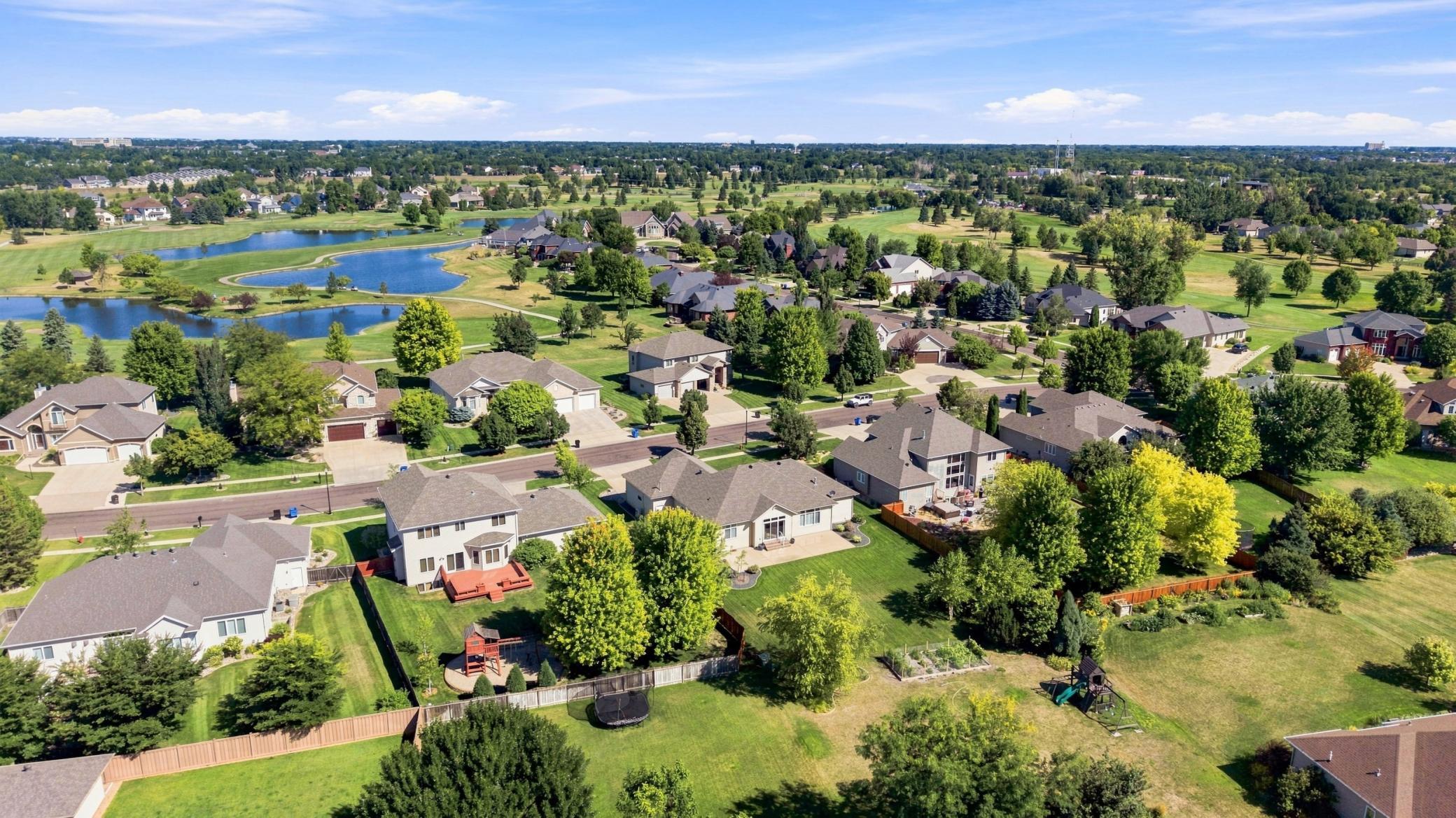 1999 single family home for sale at 2108 ROSE CREEK Boulevard S in Fargo, ND — 5 bed, 3 bath (photo 68 of 70)