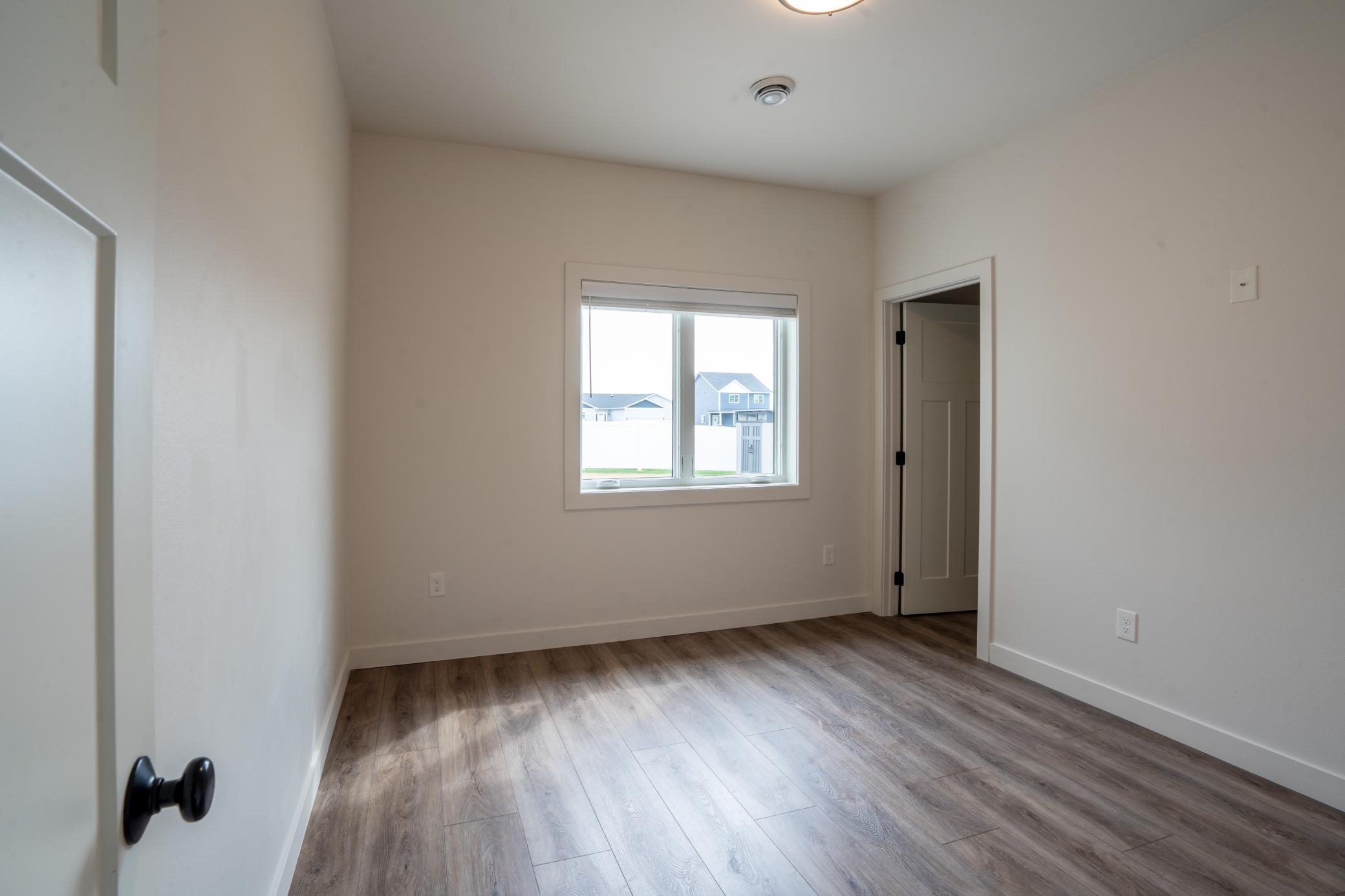 2018 single family home for sale at 7463 17th Street S in Fargo, ND — 3 bed, 2 bath (photo 31 of 36)