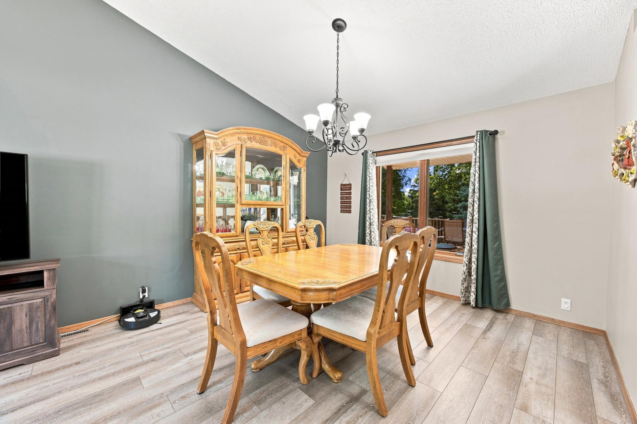 1992 single family home for sale at 3132 37 1/2 Avenue S in Fargo, ND — 4 bed, 3 bath (photo 13 of 59)