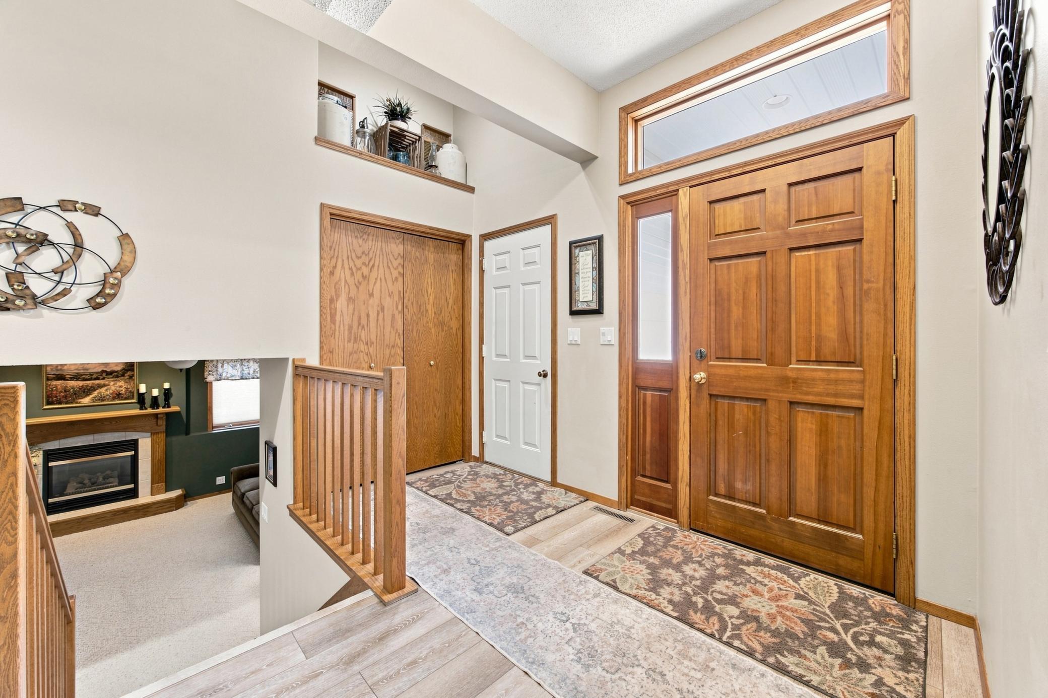 1992 single family home for sale at 3132 37 1/2 Avenue S in Fargo, ND — 4 bed, 3 bath (photo 4 of 59)