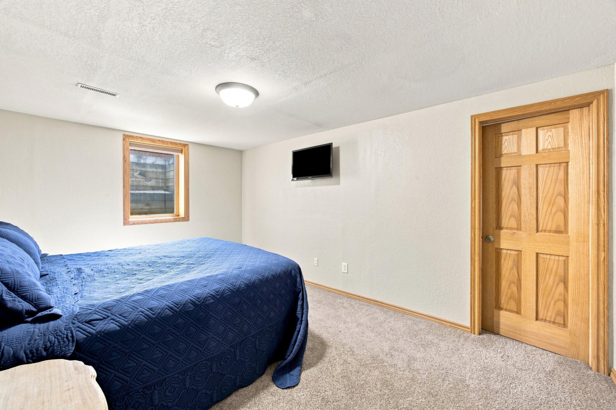 1992 single family home for sale at 3132 37 1/2 Avenue S in Fargo, ND — 4 bed, 3 bath (photo 31 of 59)