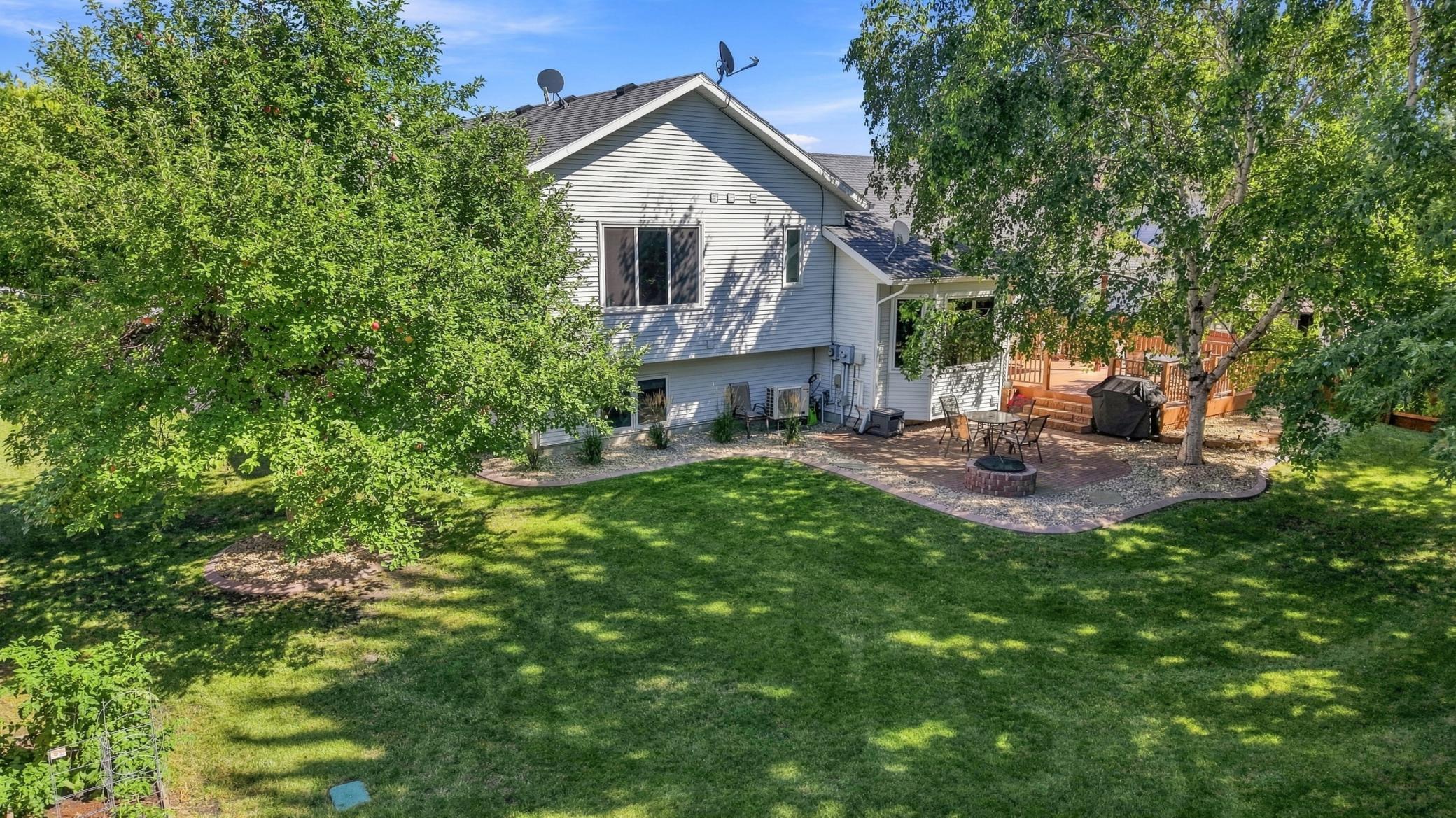 1992 single family home for sale at 3132 37 1/2 Avenue S in Fargo, ND — 4 bed, 3 bath (photo 45 of 59)