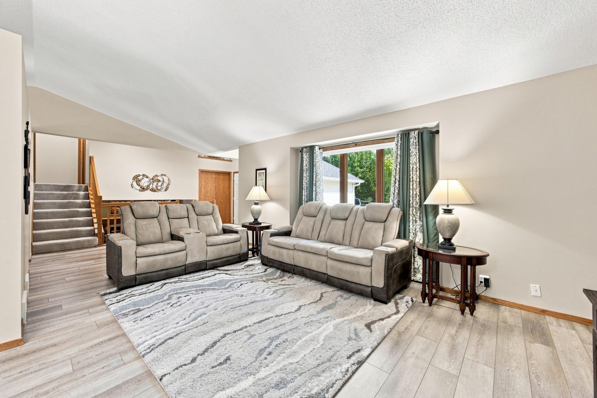 1992 single family home for sale at 3132 37 1/2 Avenue S in Fargo, ND — 4 bed, 3 bath (photo 7 of 59)