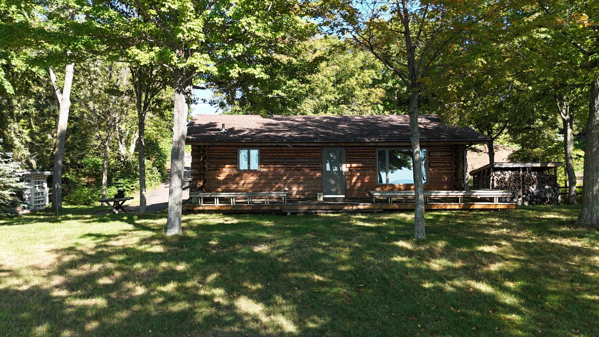 1988 single family home for sale at 16231 328th Avenue in Isle, MN — 2 bed, 1 bath (photo 3 of 51)