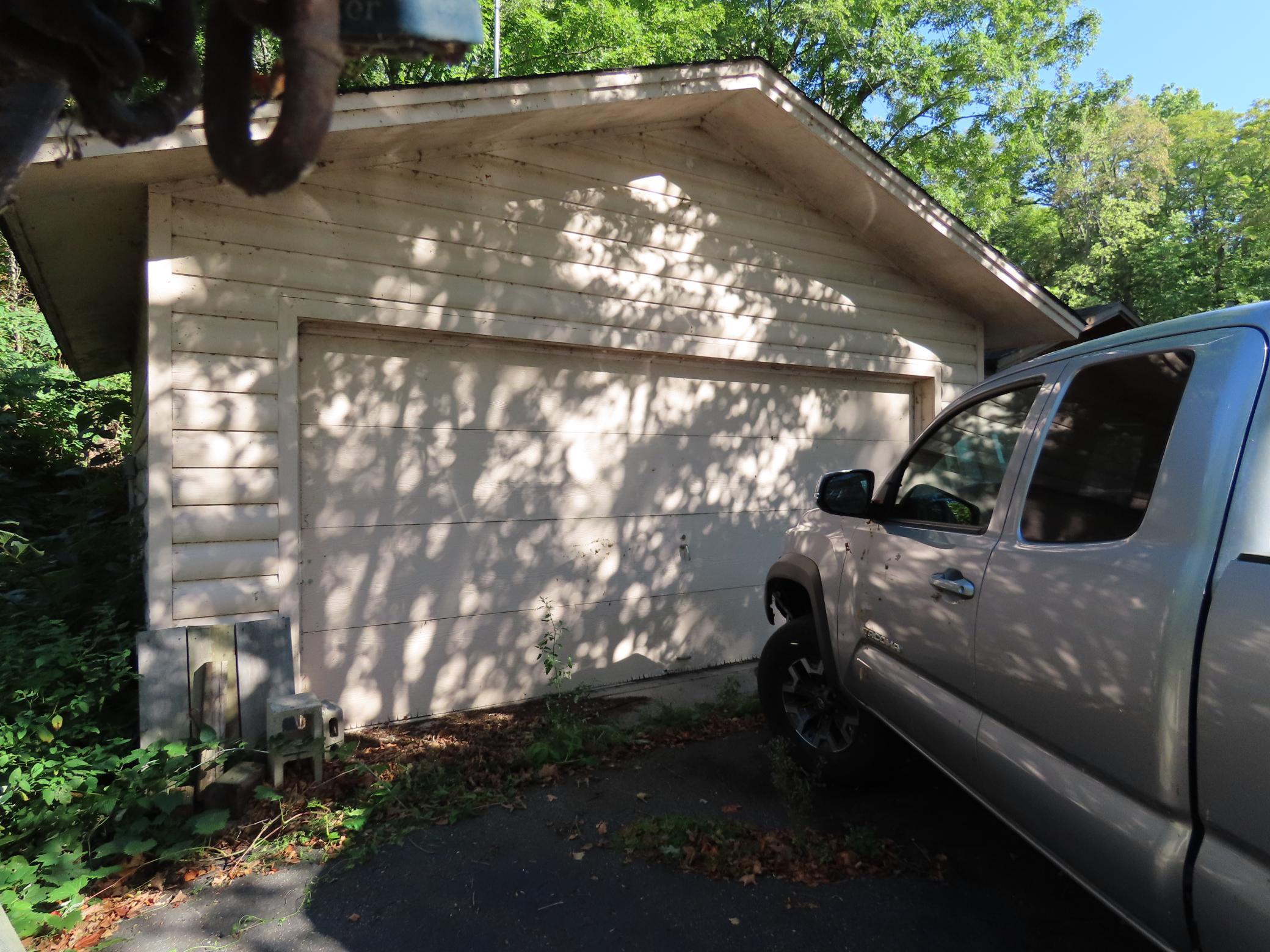 1988 single family home for sale at 16231 328th Avenue in Isle, MN — 2 bed, 1 bath (photo 27 of 51)