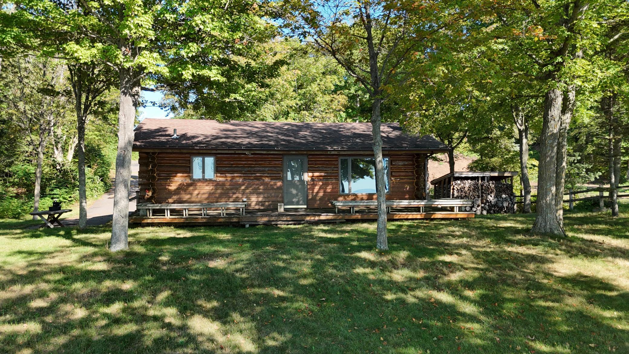 1988 single family home for sale at 16231 328th Avenue in Isle, MN — 2 bed, 1 bath (photo 4 of 51)