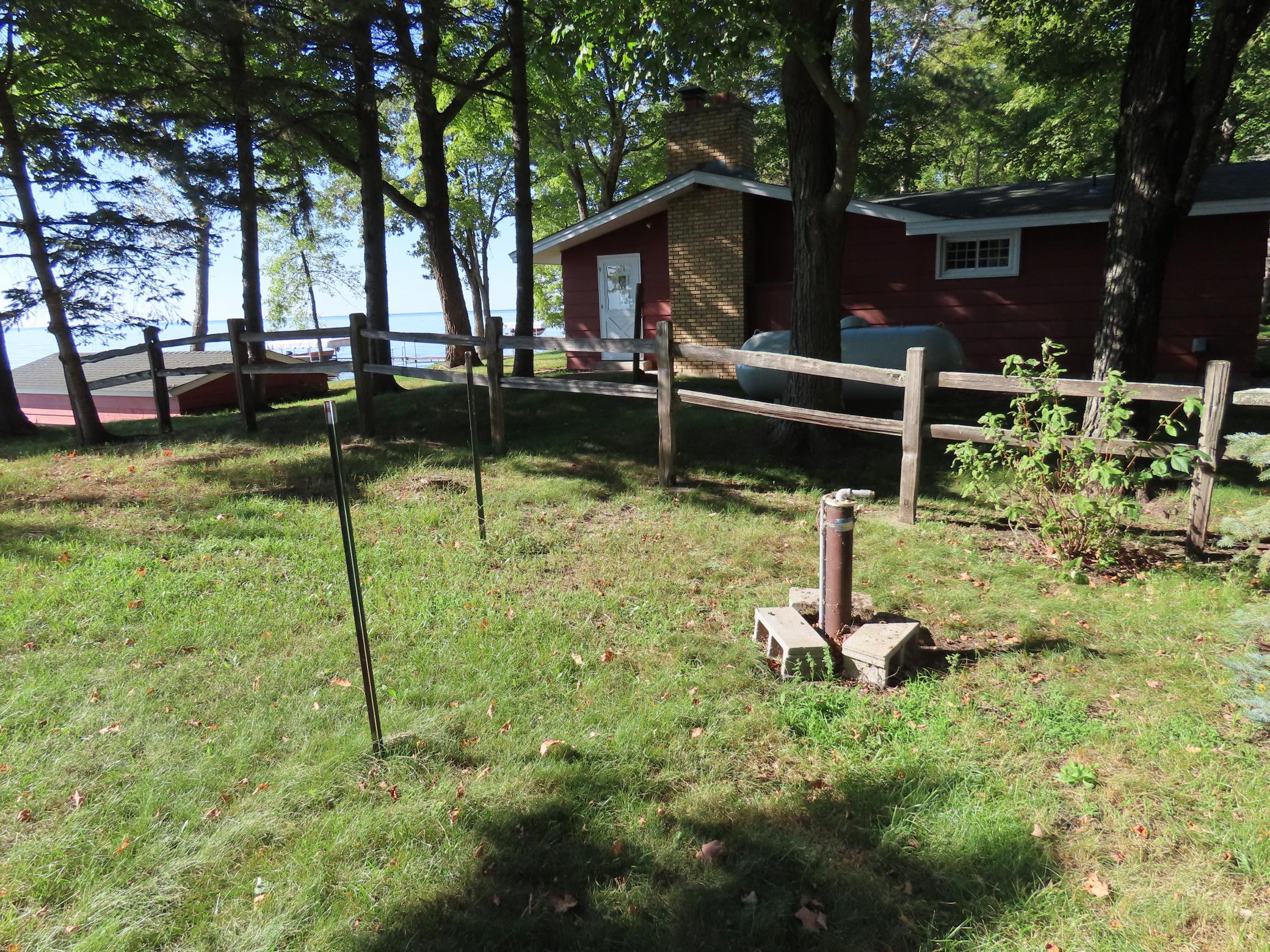 1988 single family home for sale at 16231 328th Avenue in Isle, MN — 2 bed, 1 bath (photo 31 of 51)