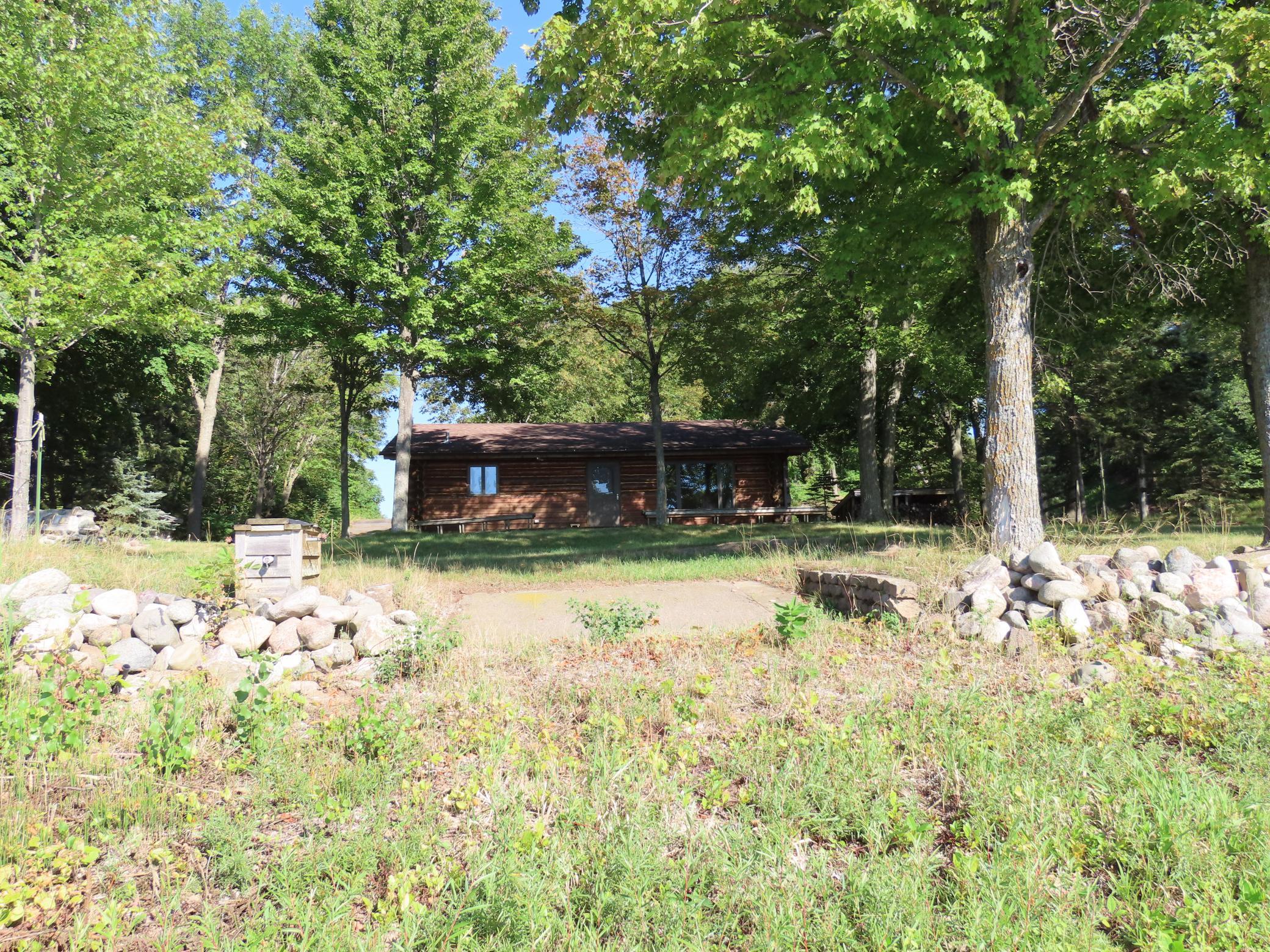 1988 single family home for sale at 16231 328th Avenue in Isle, MN — 2 bed, 1 bath (photo 35 of 51)