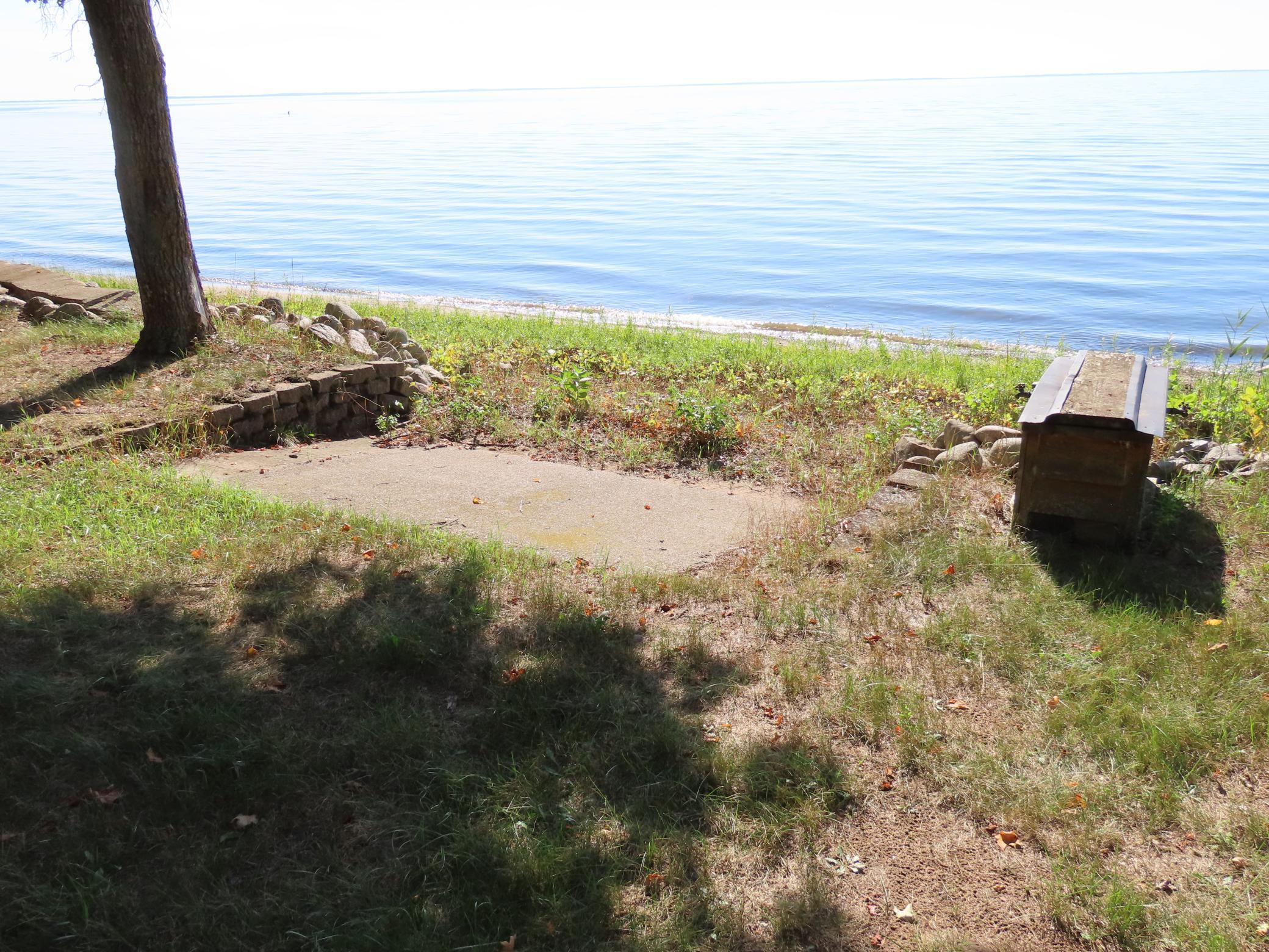 1988 single family home for sale at 16231 328th Avenue in Isle, MN — 2 bed, 1 bath (photo 7 of 51)