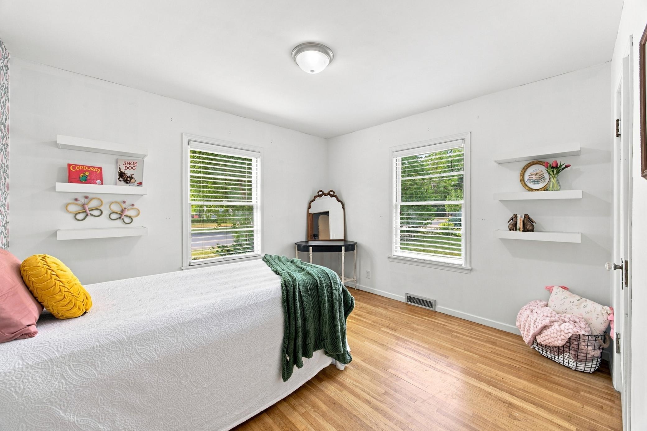 1939 single family home for sale at 514 4th Avenue S in Moorhead, MN — 3 bed, 2 bath (photo 22 of 46)