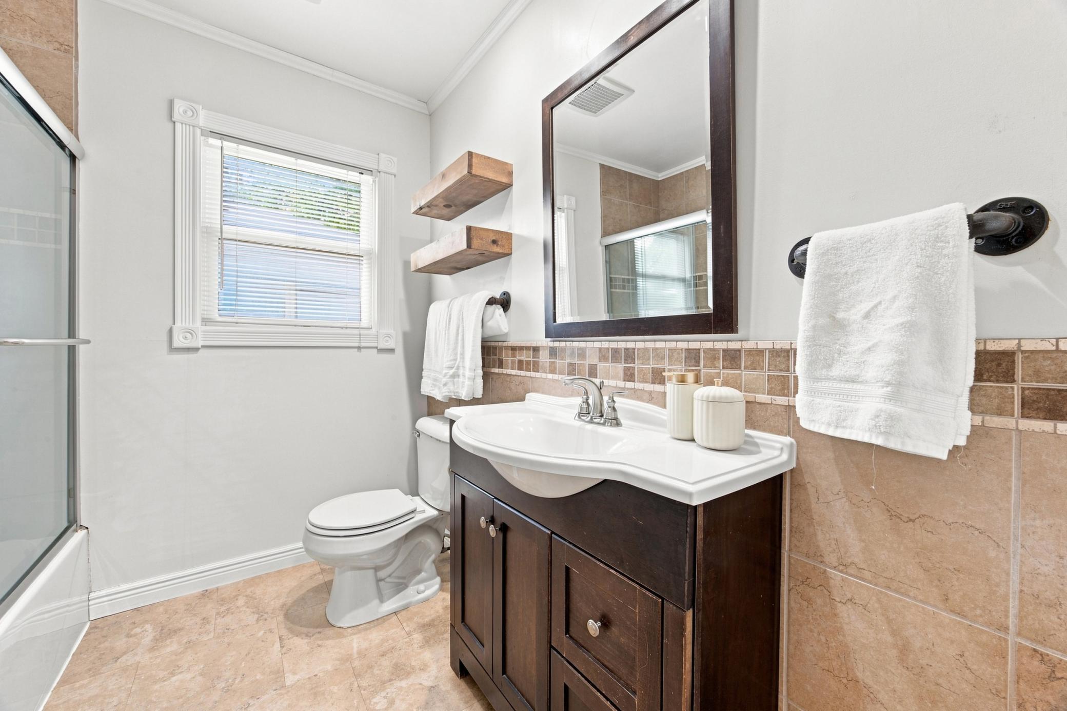 1939 single family home for sale at 514 4th Avenue S in Moorhead, MN — 3 bed, 2 bath (photo 25 of 46)