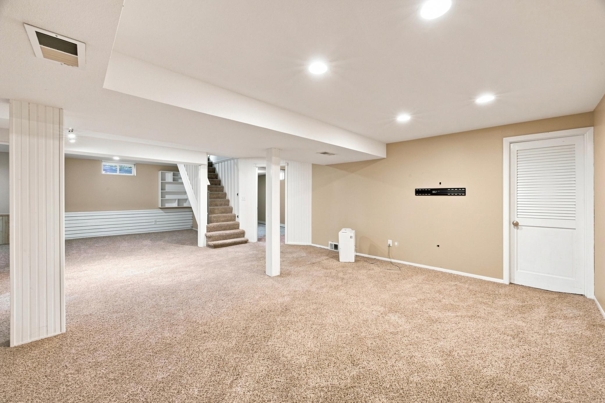 1939 single family home for sale at 514 4th Avenue S in Moorhead, MN — 3 bed, 2 bath (photo 28 of 46)