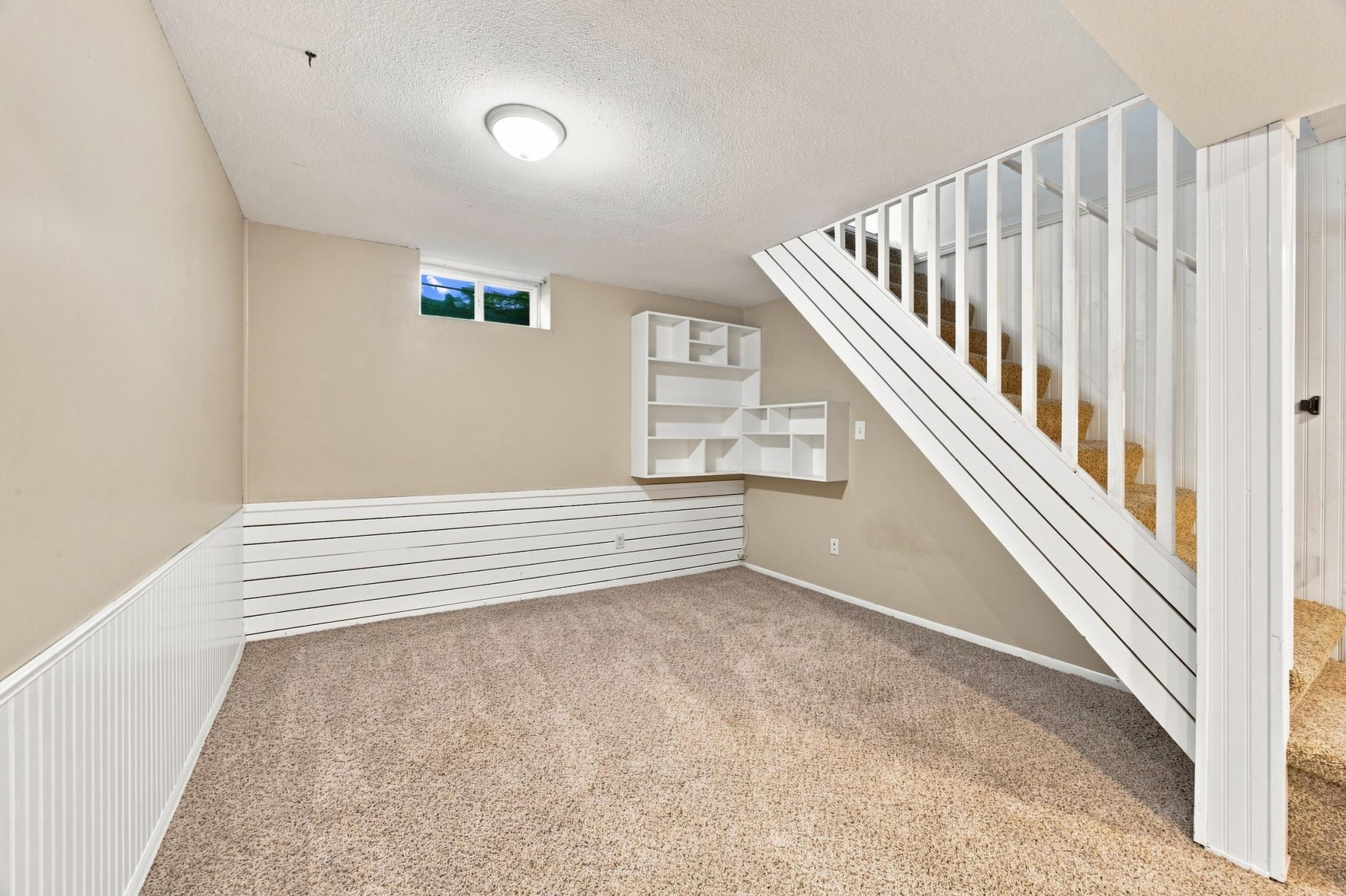 1939 single family home for sale at 514 4th Avenue S in Moorhead, MN — 3 bed, 2 bath (photo 30 of 46)
