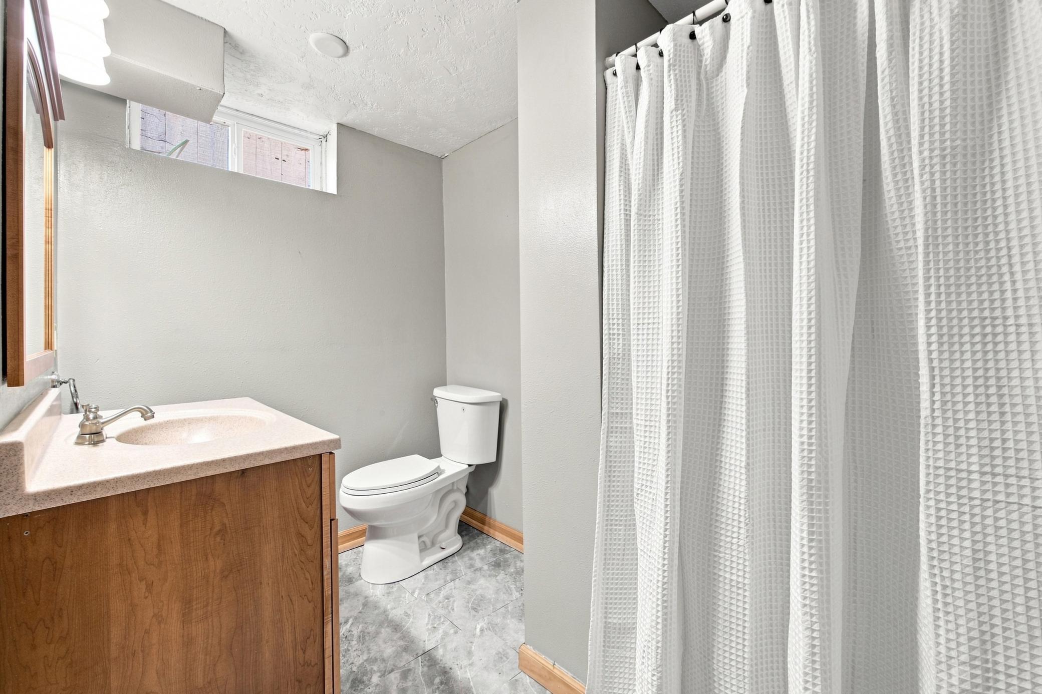 1939 single family home for sale at 514 4th Avenue S in Moorhead, MN — 3 bed, 2 bath (photo 36 of 46)