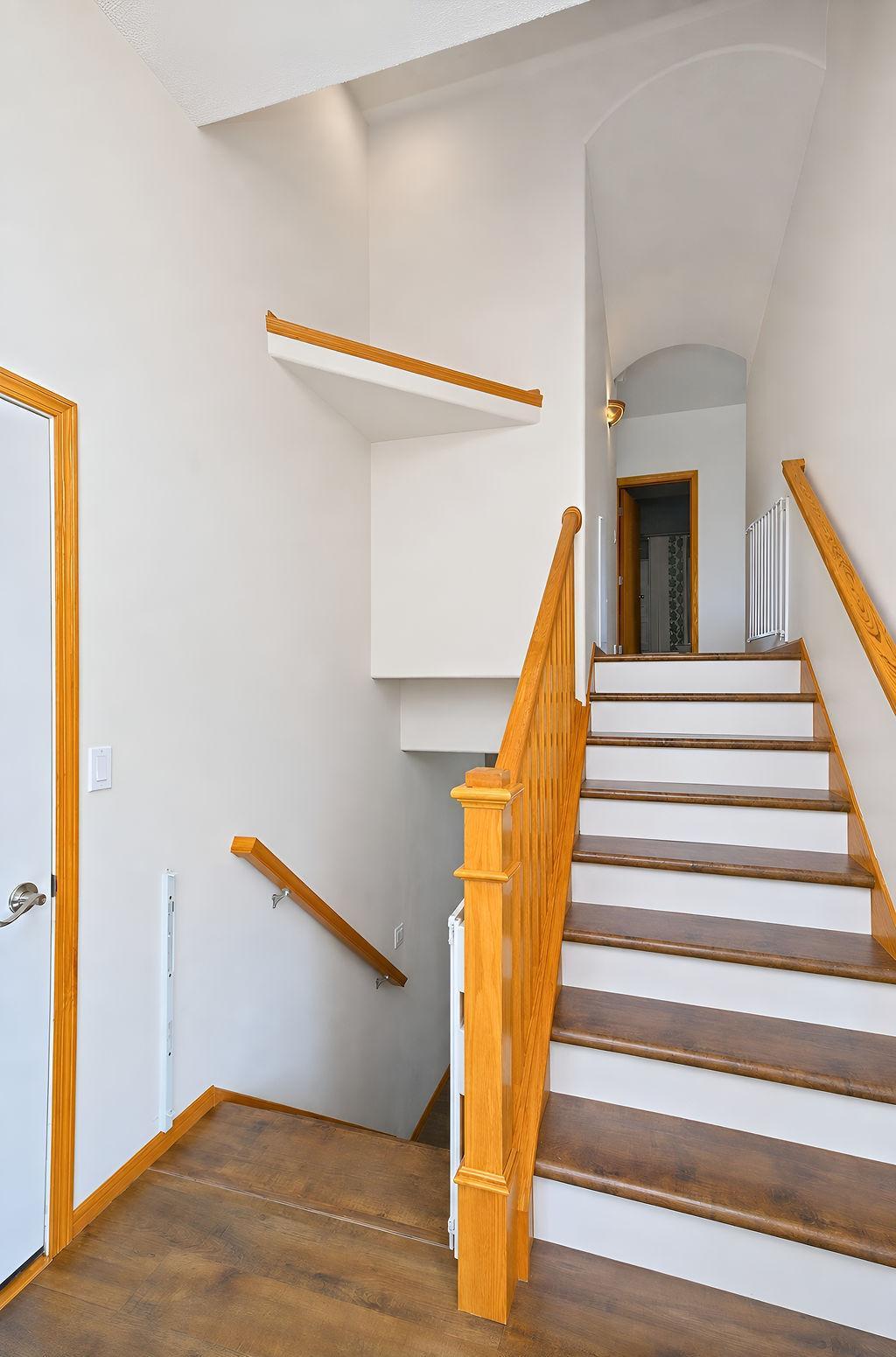 2003 single family home for sale at 938 Parkway Drive in West Fargo, ND — 5 bed, 3 bath (photo 23 of 51)