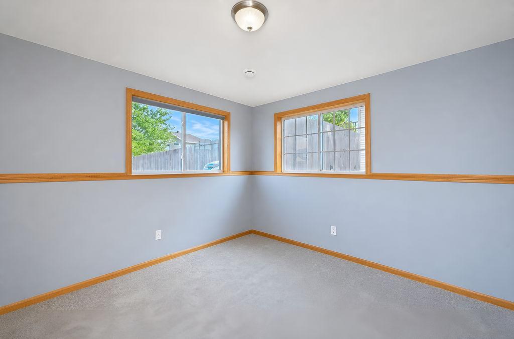 2003 single family home for sale at 938 Parkway Drive in West Fargo, ND — 5 bed, 3 bath (photo 27 of 51)