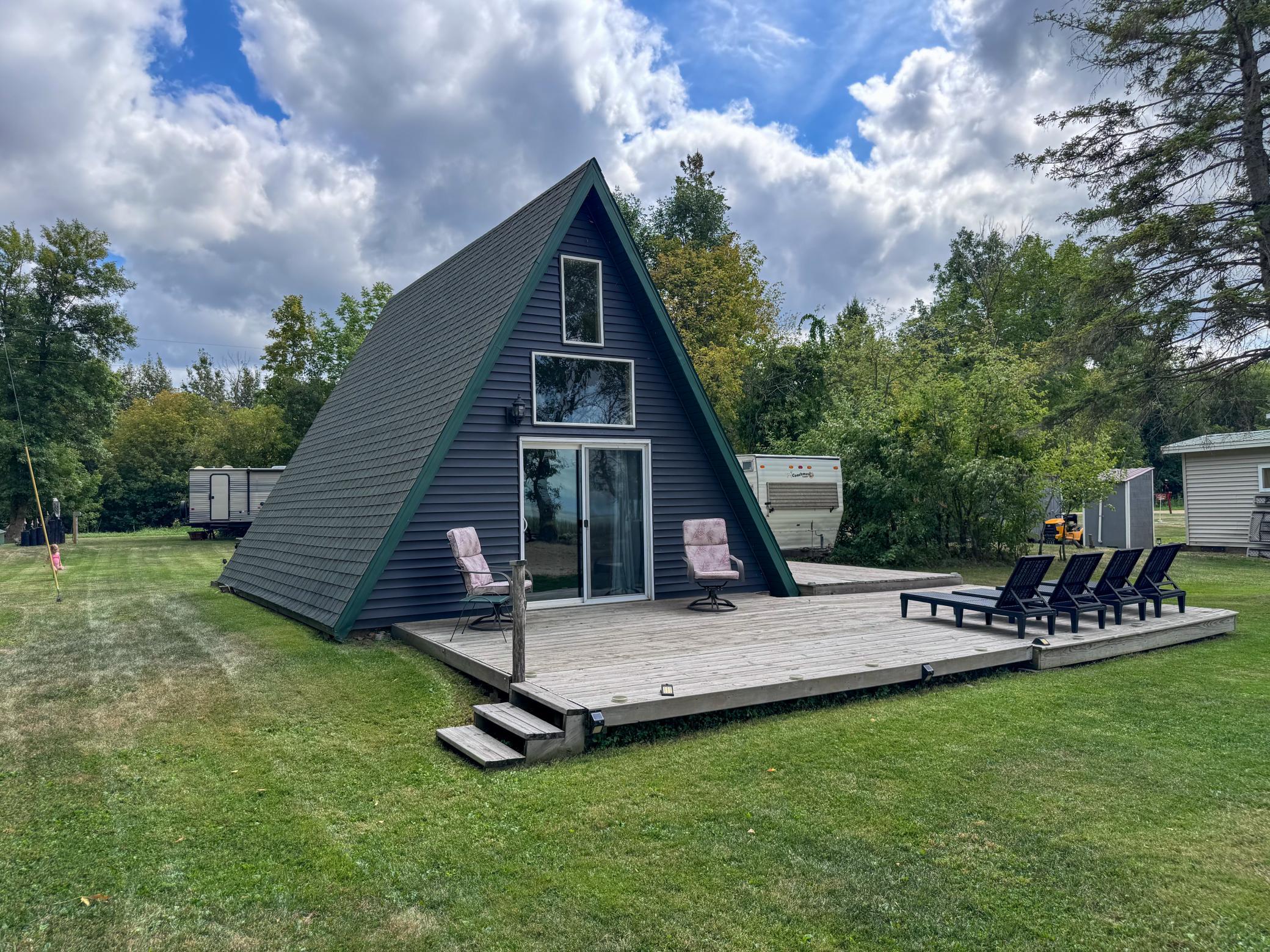 1975 single family home for sale at 21197 Joas Beach Road NE in Kelliher, MN — 1 bed, 1 bath (photo 2 of 41)