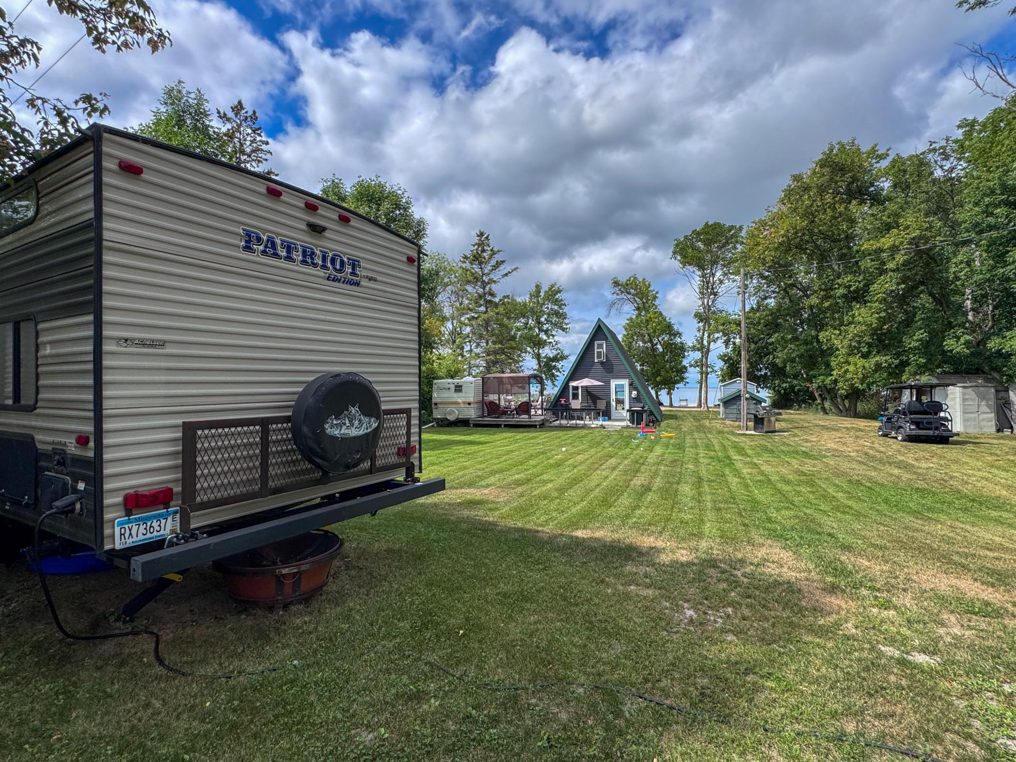 1975 single family home for sale at 21197 Joas Beach Road NE in Kelliher, MN — 1 bed, 1 bath (photo 19 of 41)