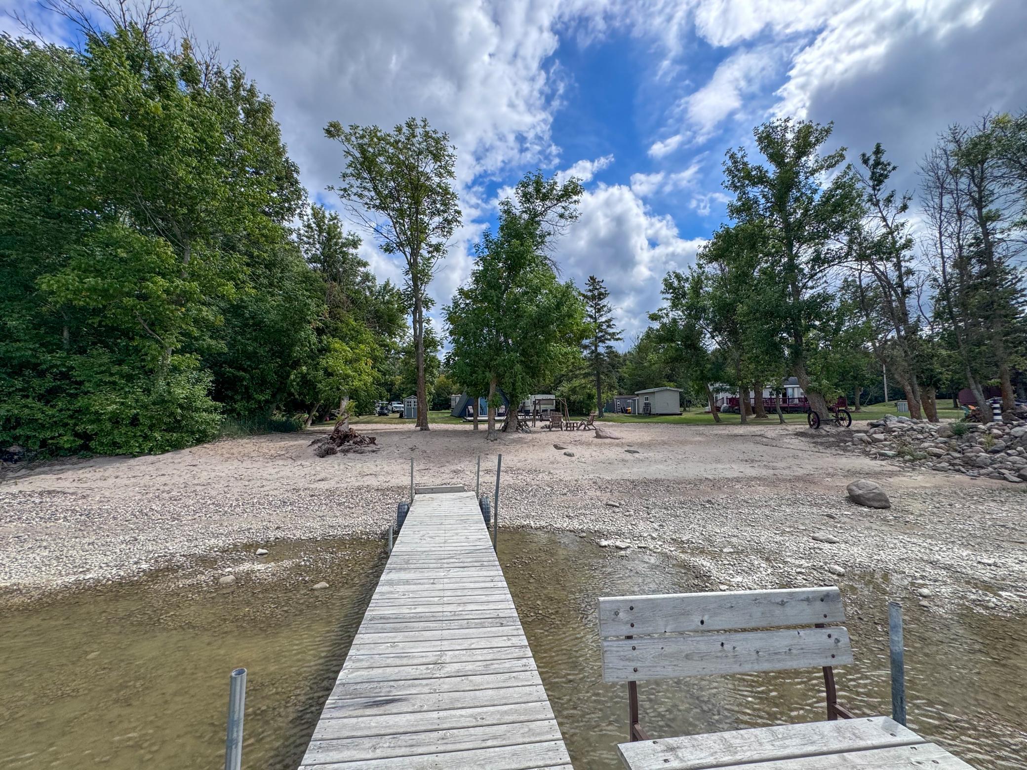 1975 single family home for sale at 21197 Joas Beach Road NE in Kelliher, MN — 1 bed, 1 bath (photo 26 of 41)