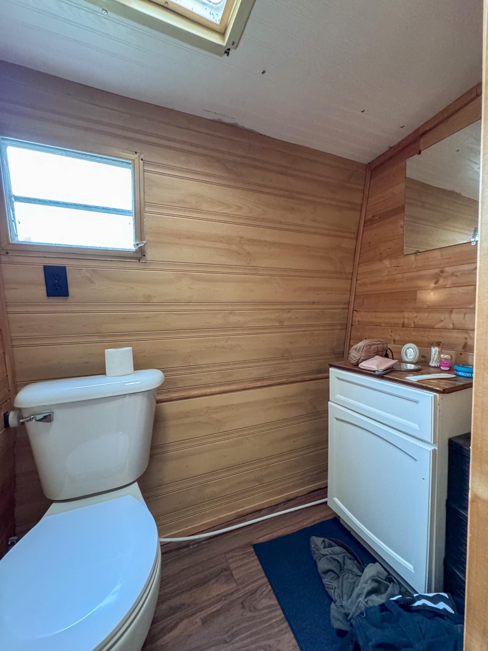 1975 single family home for sale at 21197 Joas Beach Road NE in Kelliher, MN — 1 bed, 1 bath (photo 30 of 41)