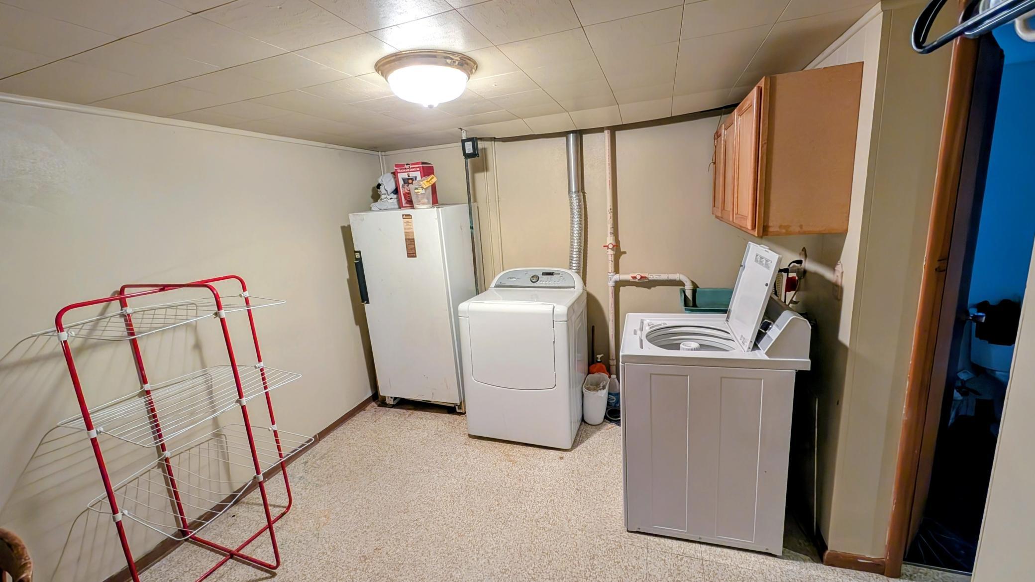 1963 single family home for sale at 1207 22nd Avenue S in Moorhead, MN — 4 bed, 4 bath (photo 25 of 34)