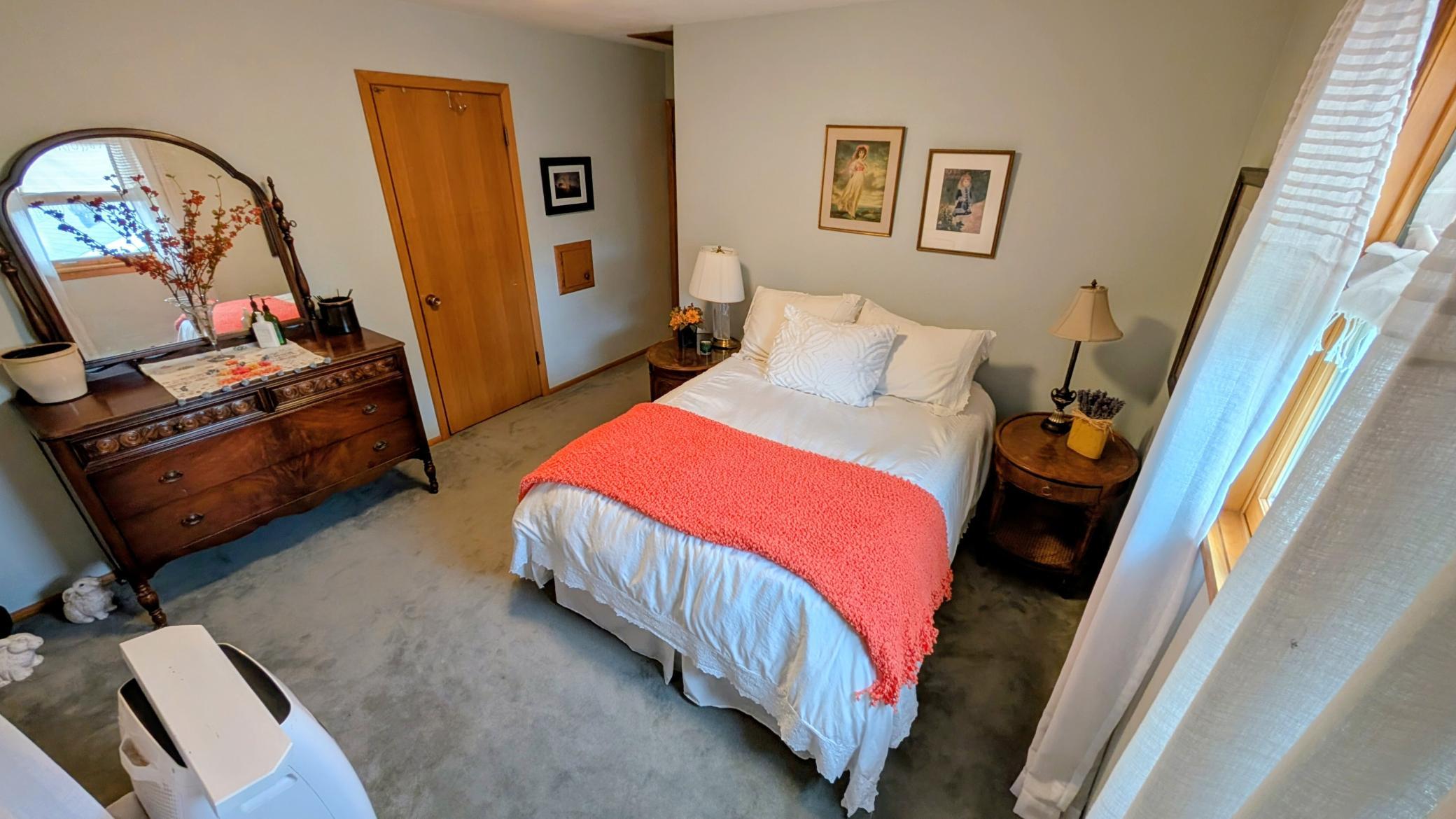 1963 single family home for sale at 1207 22nd Avenue S in Moorhead, MN — 4 bed, 4 bath (photo 32 of 34)